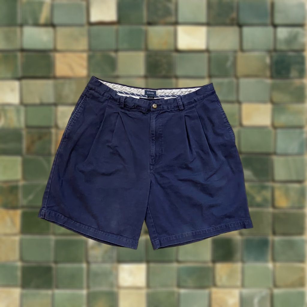 Izod VINTAGE IZOD Chino Shorts Men Navy Blue Pleated Front Size 36 Regular Pockets Mens Size US 36 / EU 52 - 1 Thumbnail