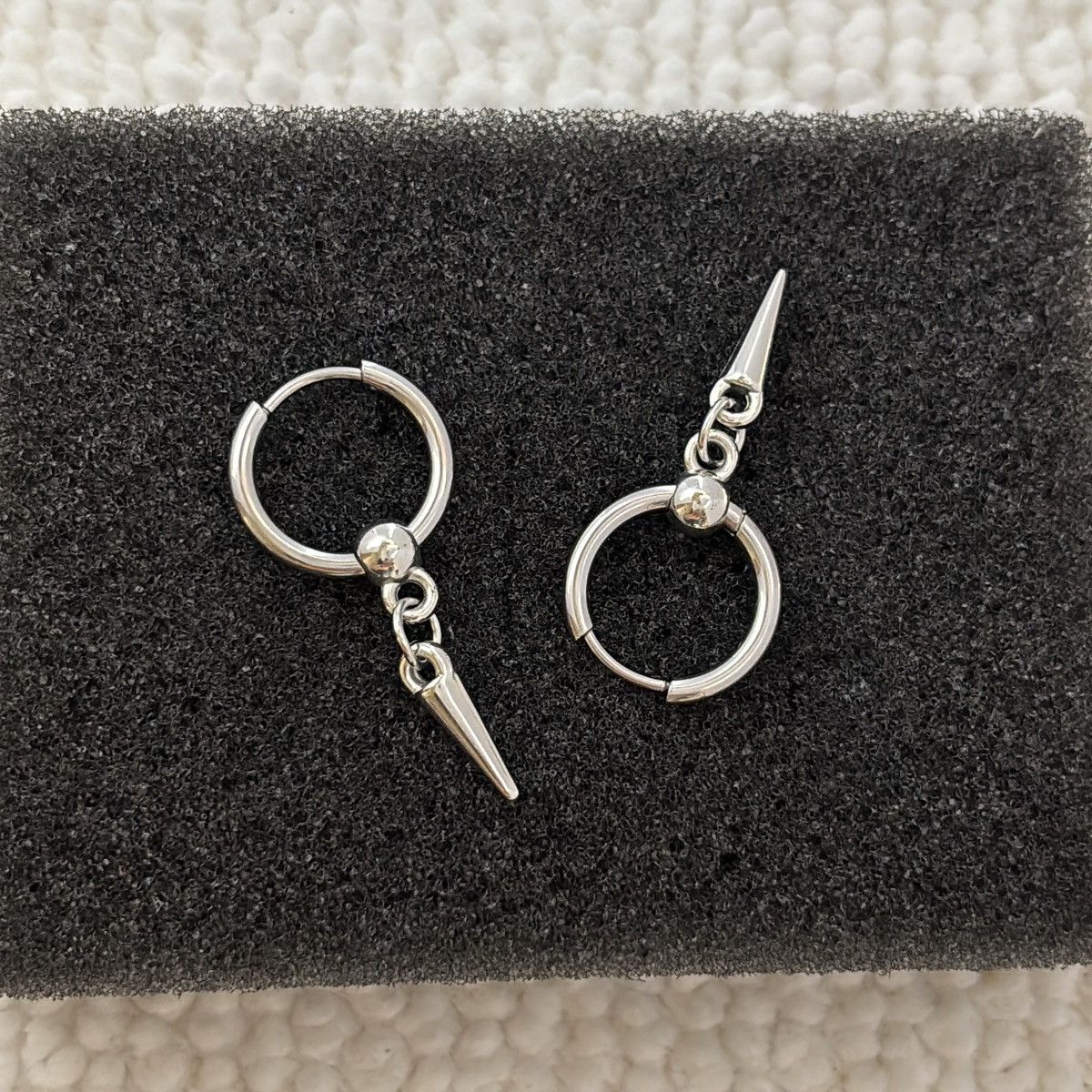 Other Minimalist Spike Dangle Drop Earrings for Men Women Size ONE SIZE - 3 Thumbnail