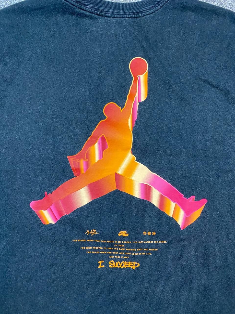 Nike × Vintage Vintage Nike Jordan Faded Tee Shirt Size US L / EU 52-54 / 3 - 6 Thumbnail