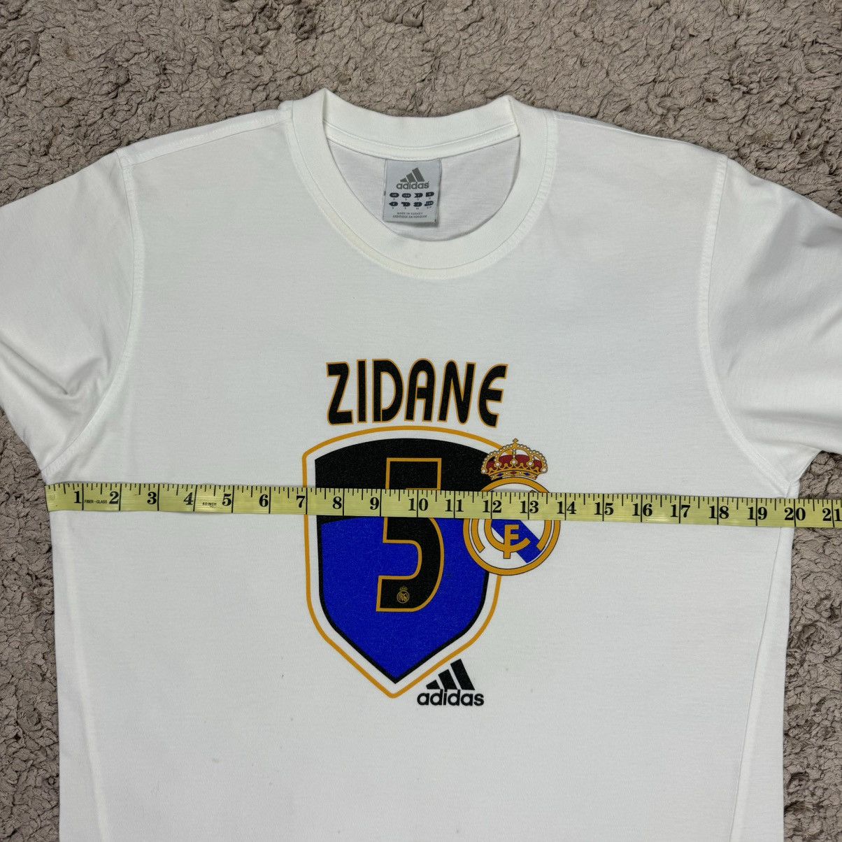 Vintage Vintage Adidas Real Madrid Zidane 5 T-shirt Size US M / EU 48-50 / 2 - 13 Thumbnail