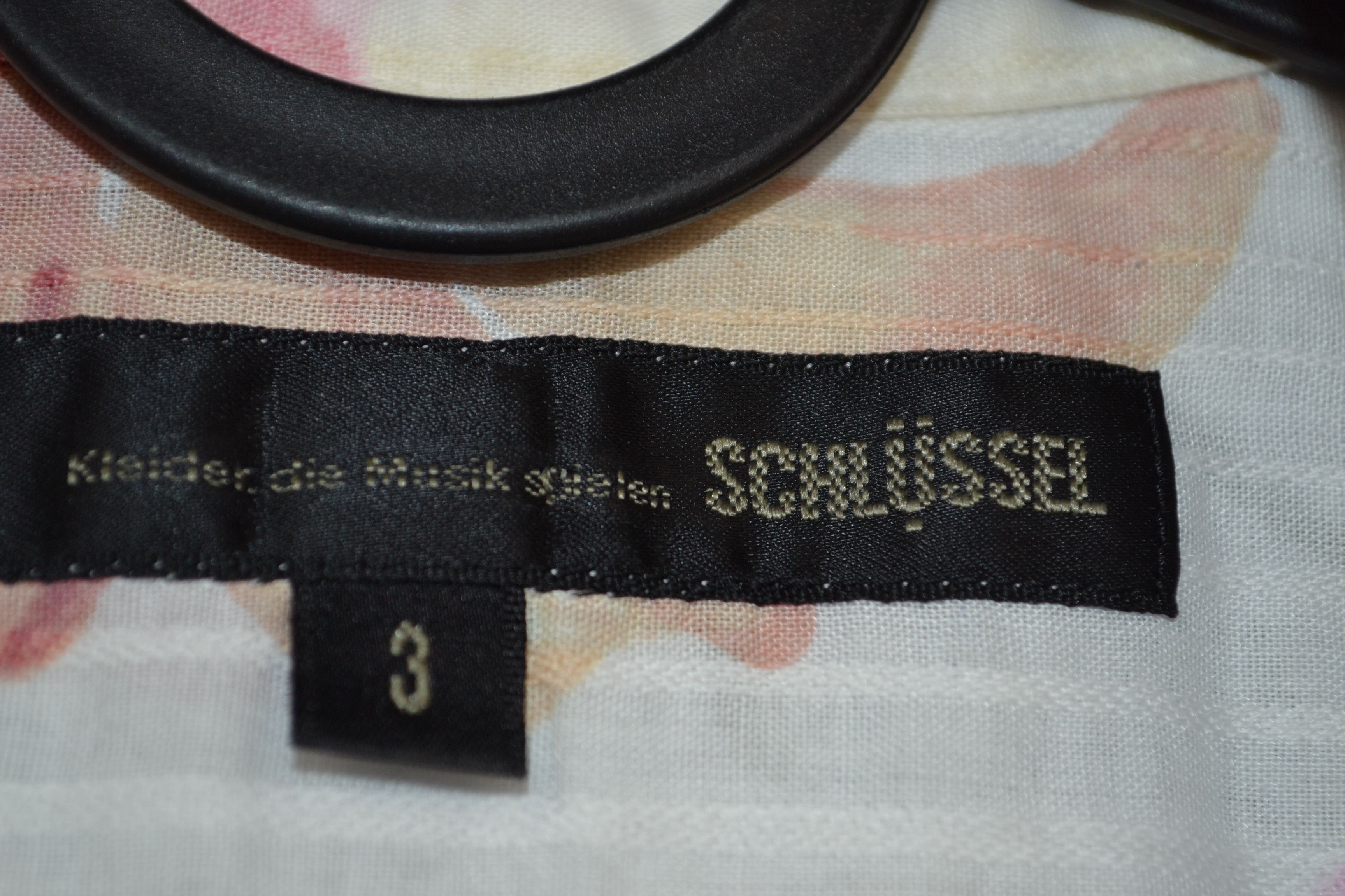 Schlussel Schlussel Kleider Die Musik 3 S-M Floral Shirt Men's Japan Size US S / EU 44-46 / 1 - 3 Thumbnail