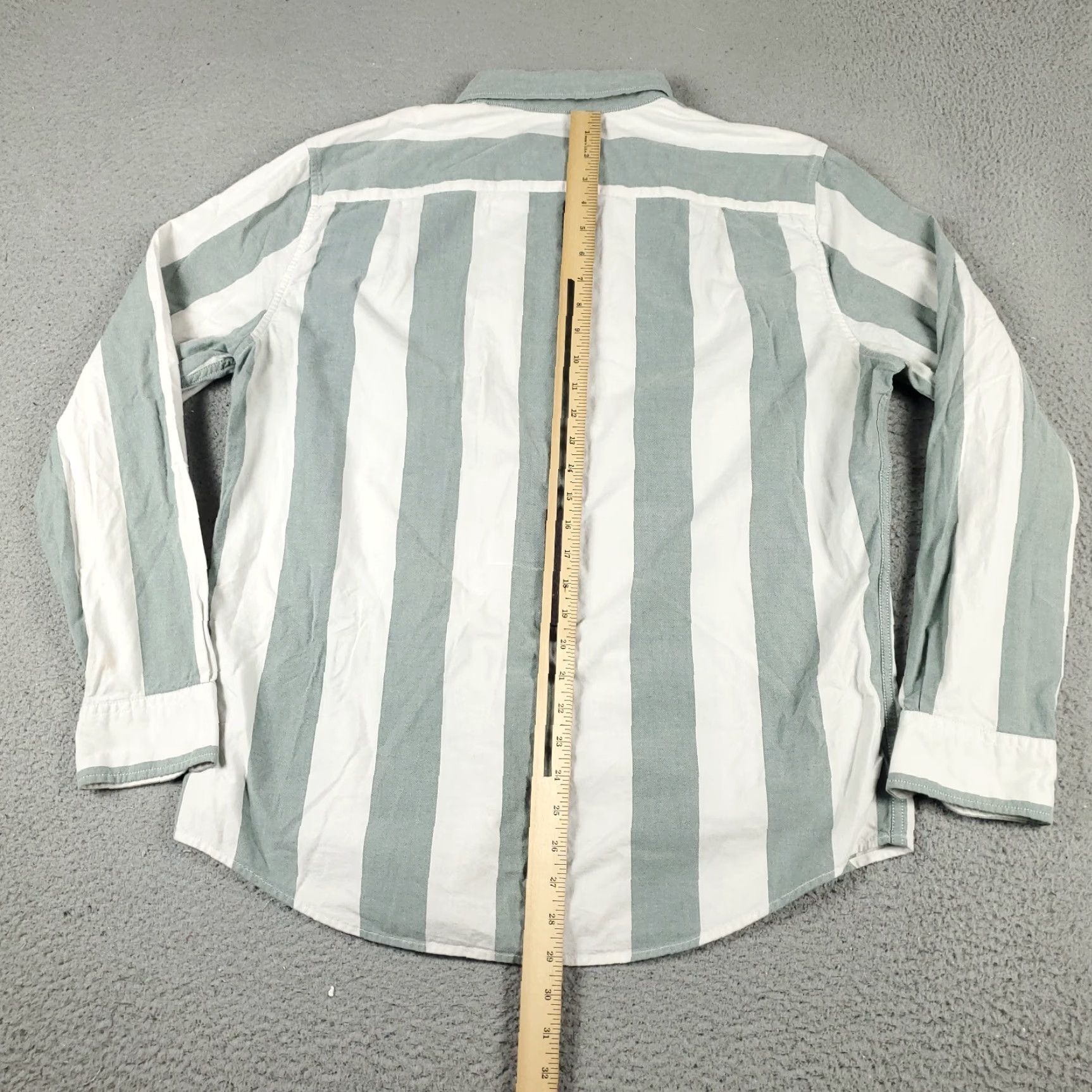 American Eagle Outfitters American Eagle Outfitters Button-Up Shirt Men’s Large Gray White Striped Long Sleeve Casual Size US L / EU 52-54 / 3 - 3 Thumbnail