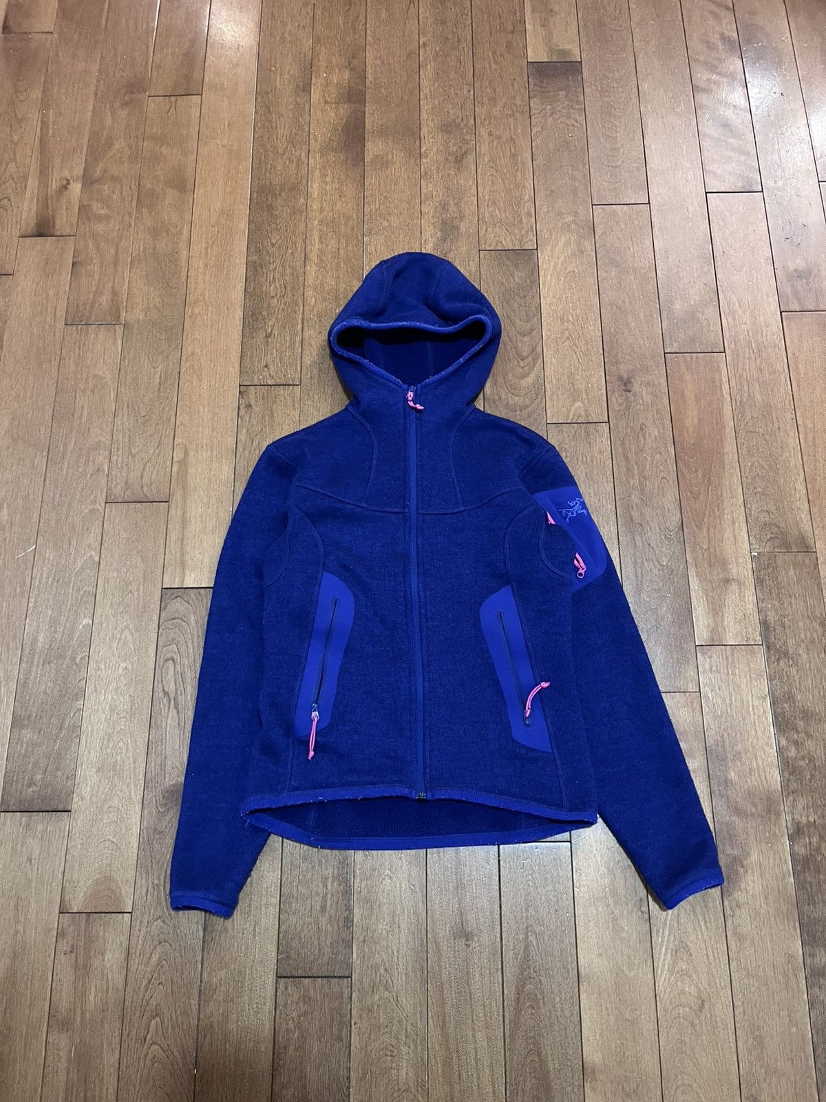 Arc'teryx Women’s arcteryx hooded fleece Size XS / US 0-2 / IT 36-38 - 2 Thumbnail