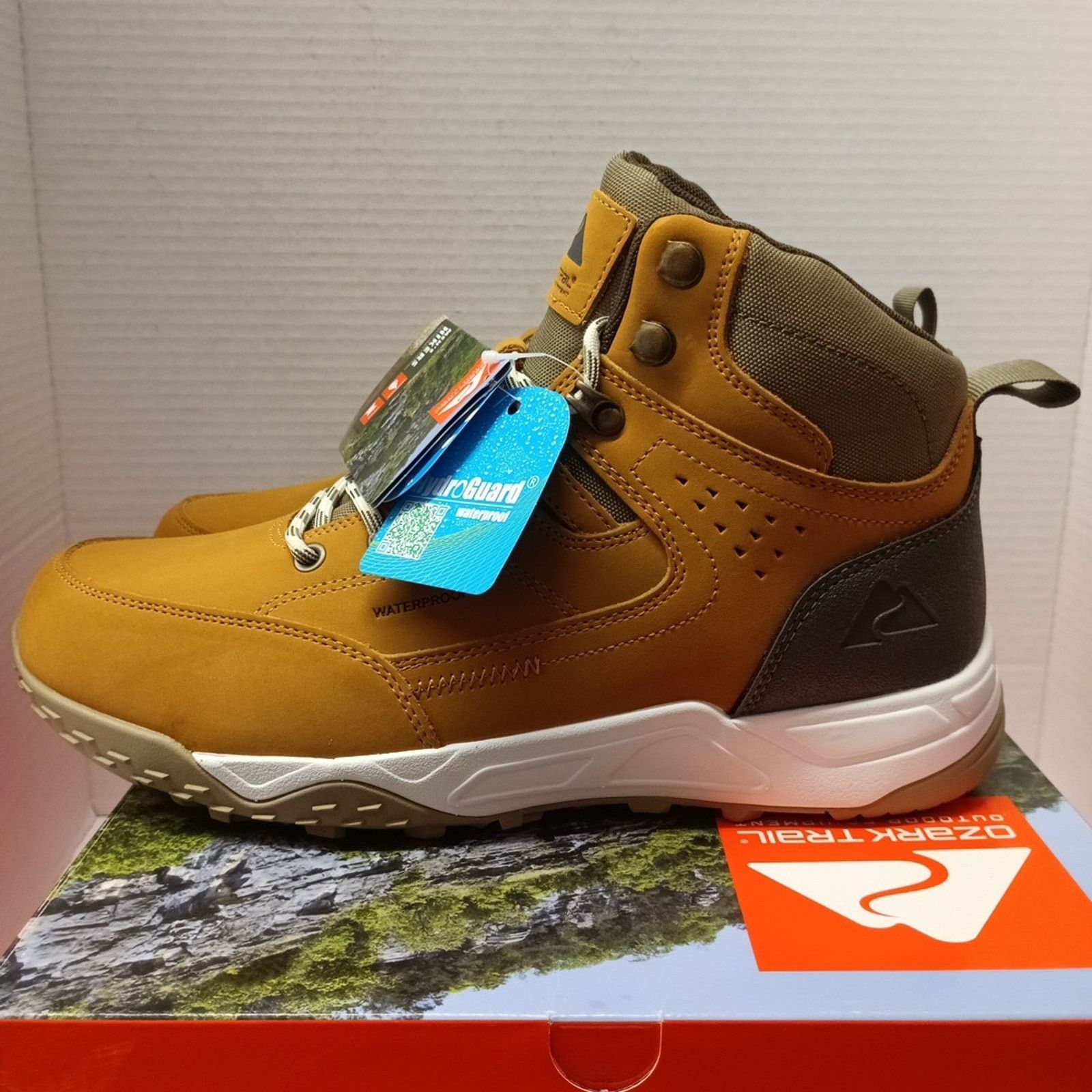 Other Mens Ozark Trail Waterproof Sport Hiking Boots Size 10 Wheat Size US 10 / EU 43 - 4 Thumbnail