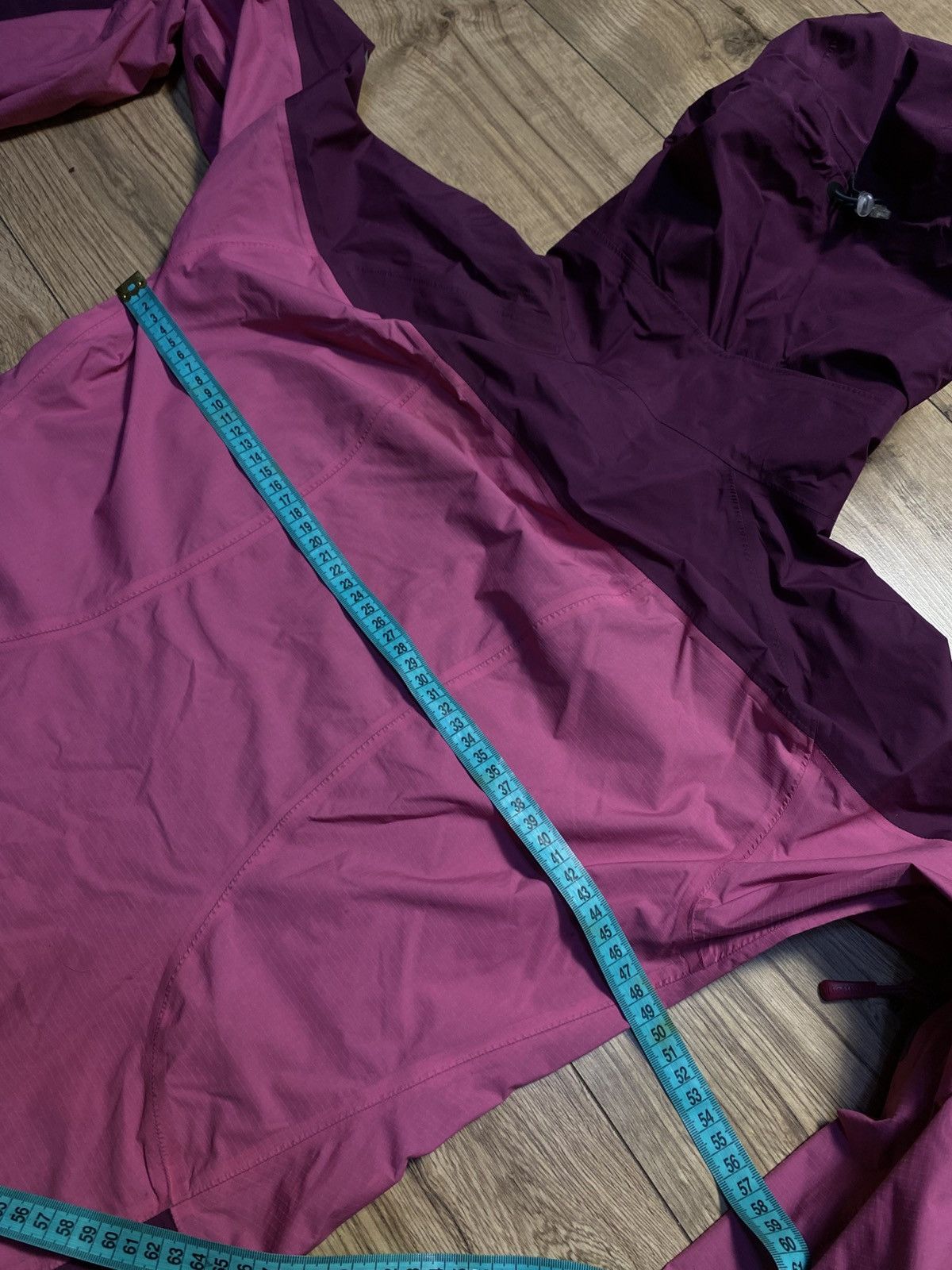 Norrona Norrona Falketind Gore-Tex Jacket Women’s Size S Size S / US 4 / IT 40 - 12 Thumbnail
