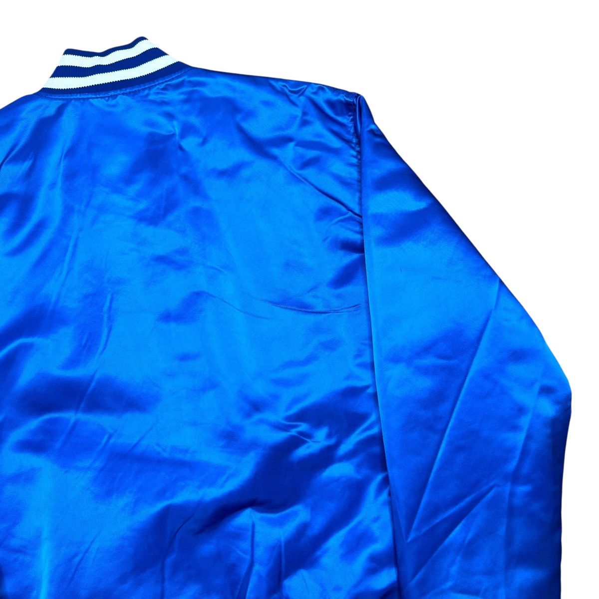 Starter 1990s MLB Kansas City Royals Starter Spell Out Satin Jacket Size US L / EU 52-54 / 3 - 20 Thumbnail