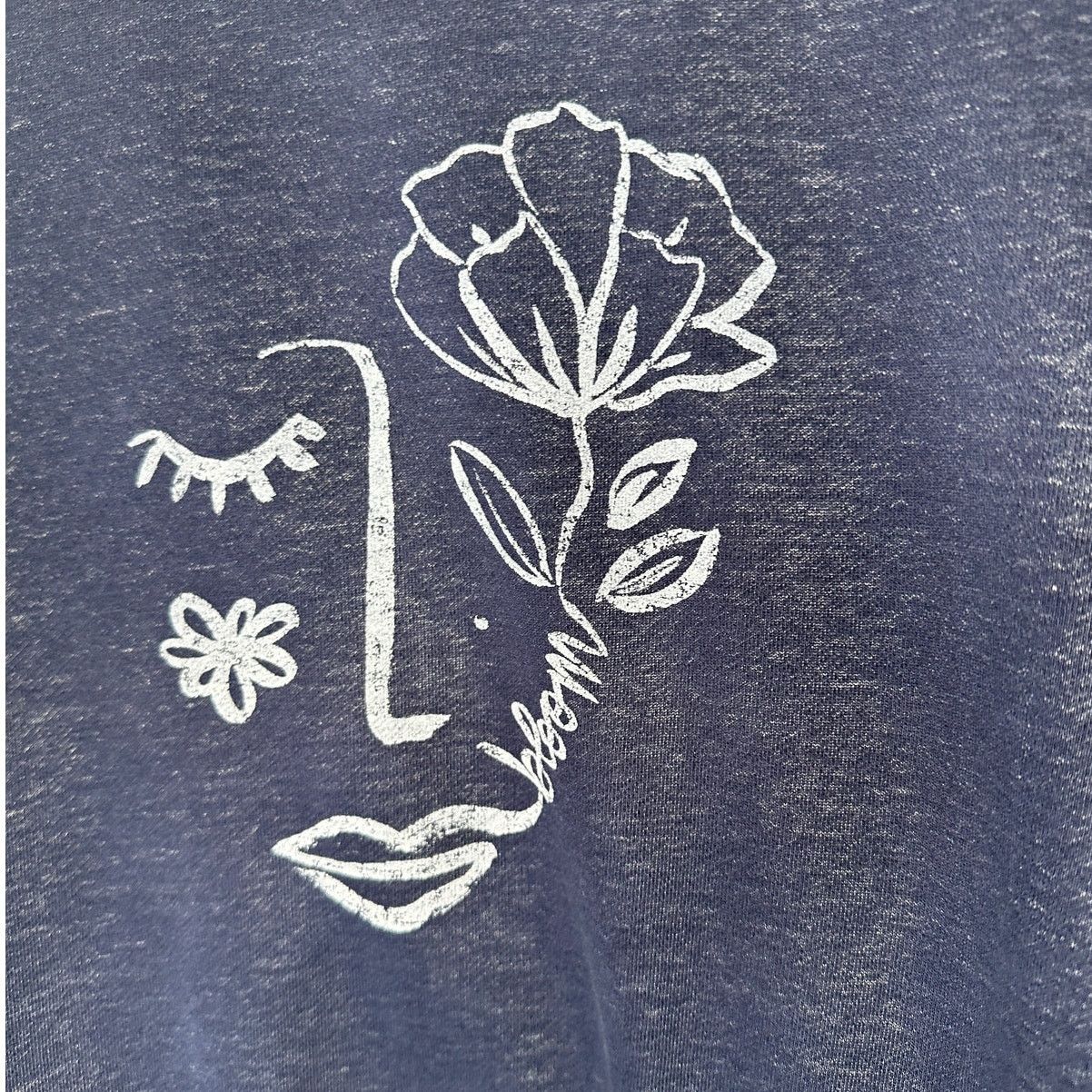 Anthropologie Maeve Navy Blue Visage Graphic Long Sleeve Sweatshirt S Size S / US 4 / IT 40 - 5 Thumbnail