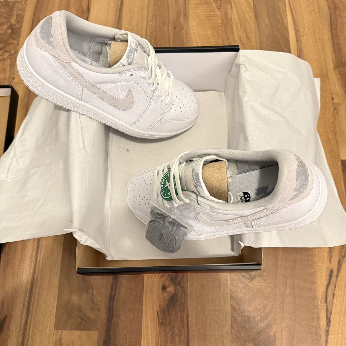 Nike Air Jordan 1 Low OG (Neutral Grey) Size US 9.5 / EU 42-43 - 5 Thumbnail