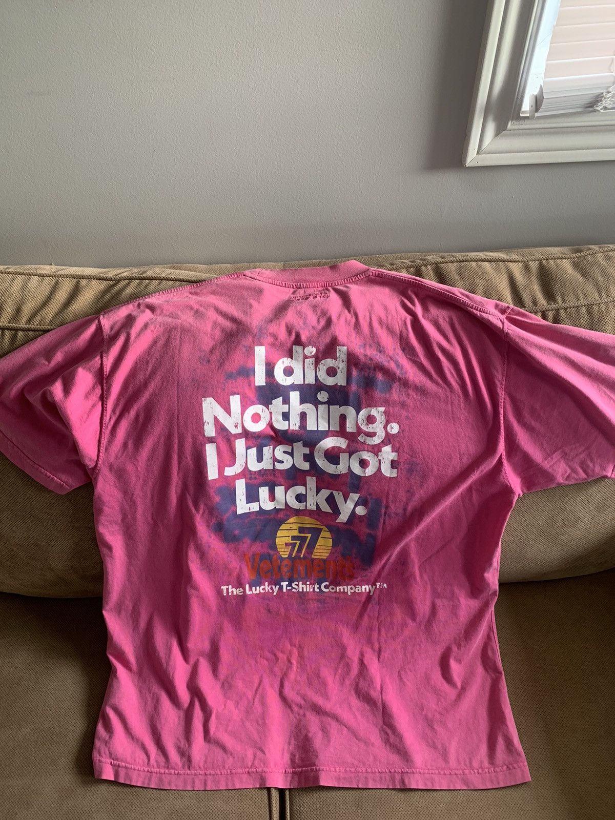 Vetements I Got Lucky T Size US S / EU 44-46 / 1 - 2 Thumbnail