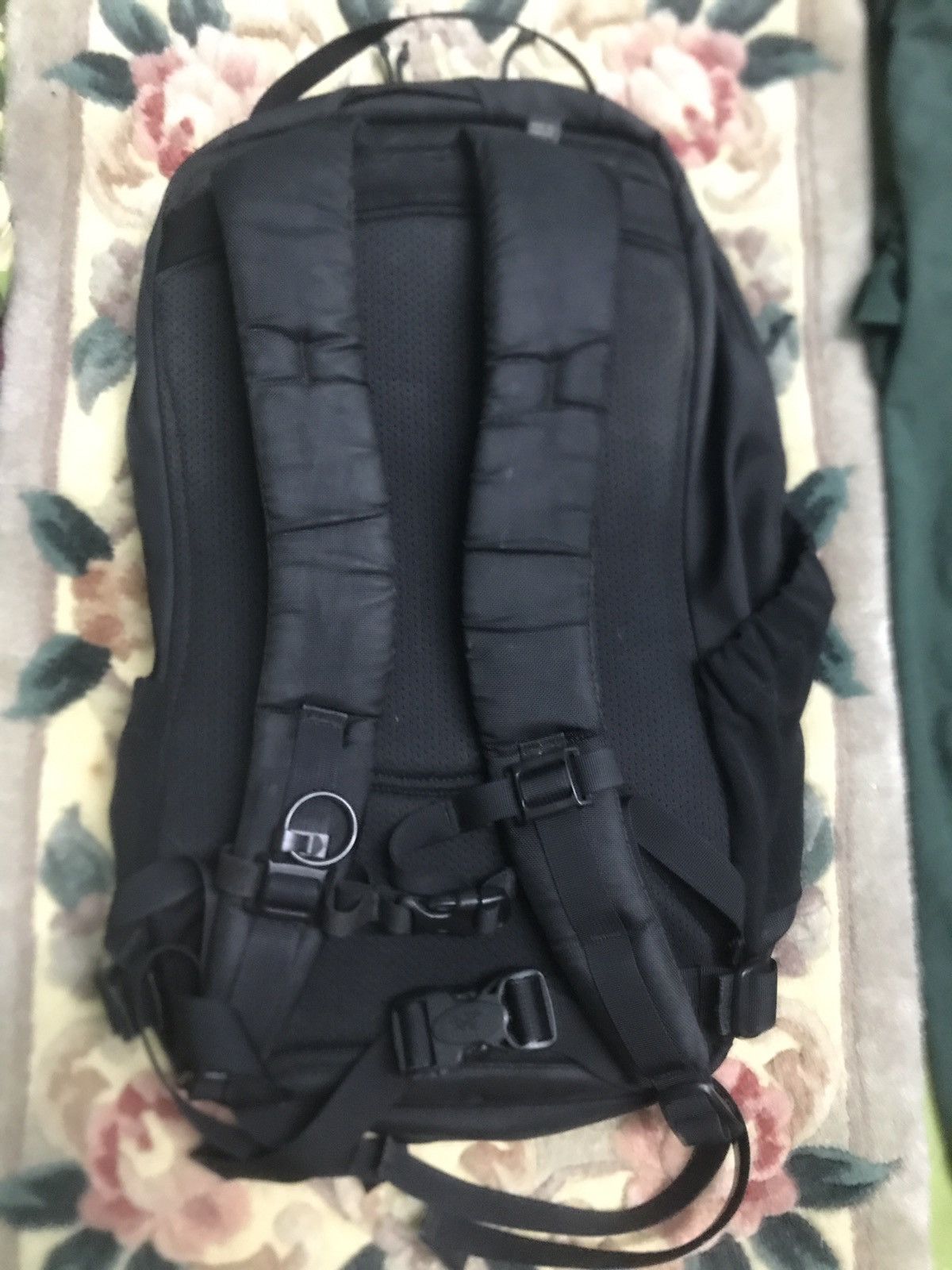 Arc'teryx Arc’teryx Bagpack mantis 26L Daypacks Laptop Size 26 - 2 Thumbnail