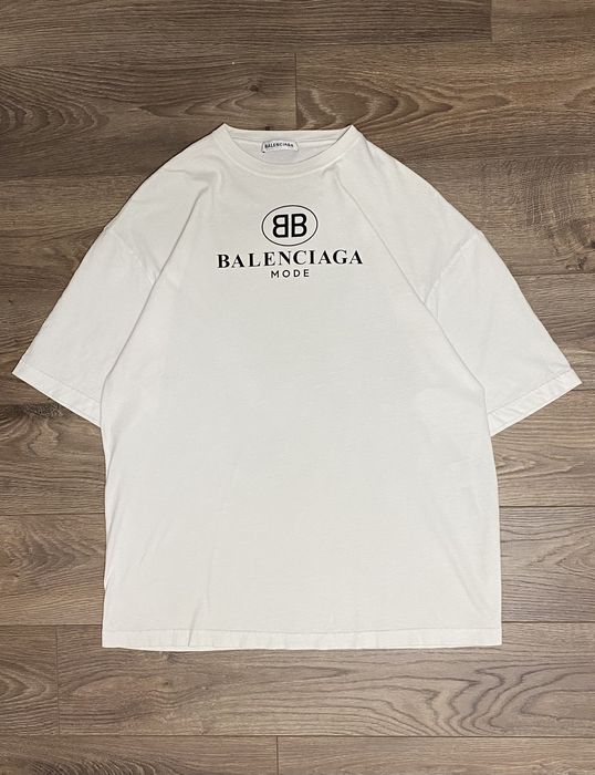 T shirt balenciaga on sale mode