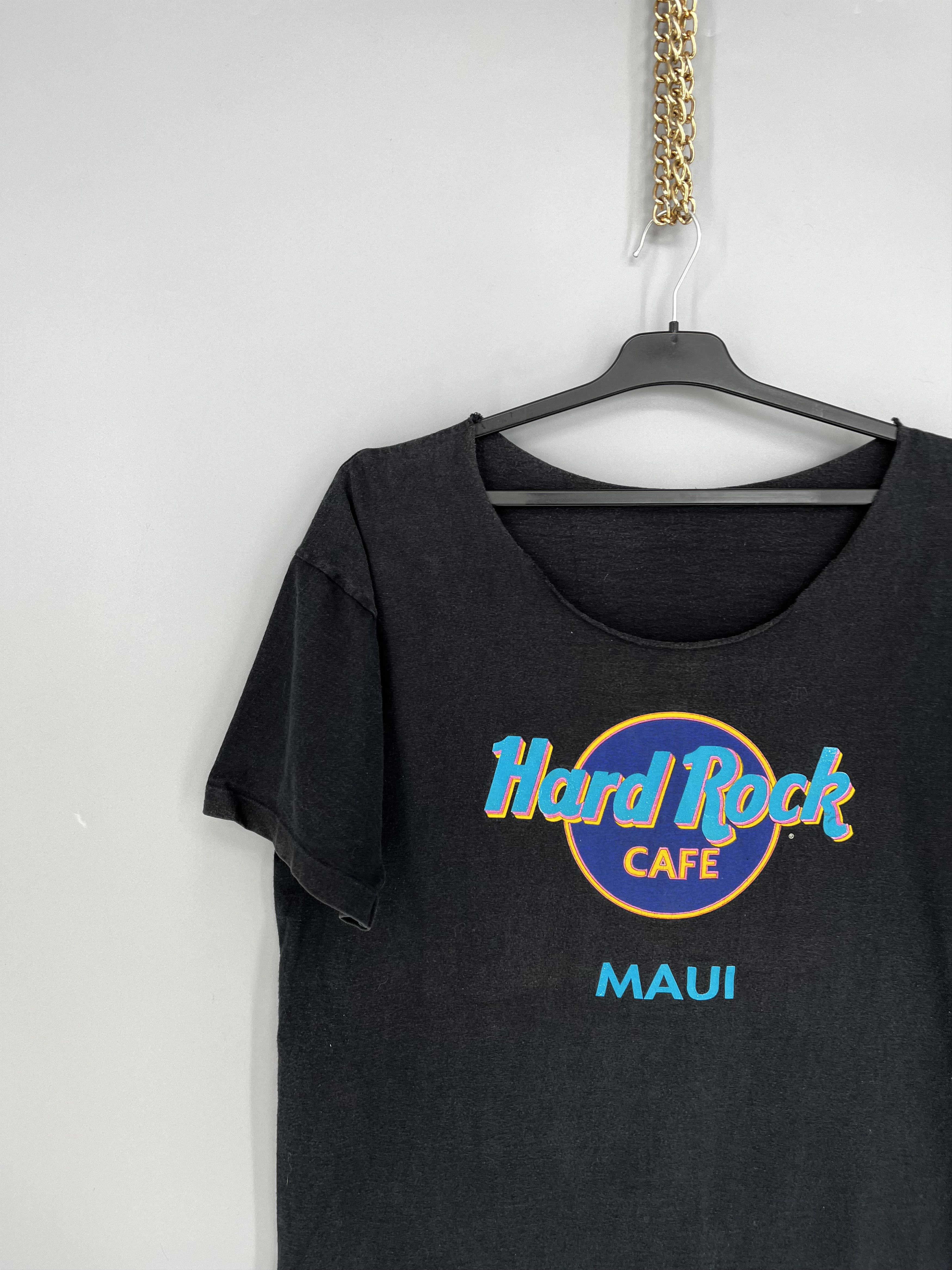 Hard Rock Cafe Vintage Y2K Hard Rock Cafe Maui Made in USA tee Size US L / EU 52-54 / 3 - 4 Thumbnail