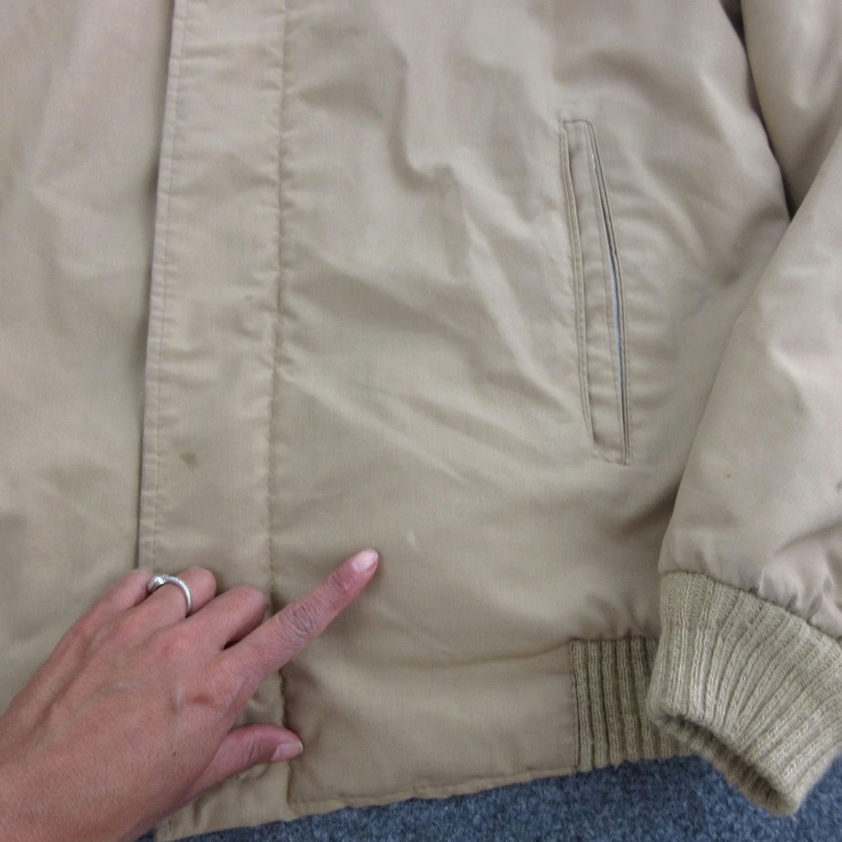 Vintage VINTAGE Derby of San Francisco Bomber Jacket Men MT Tan Canvas Short Zip Insulated Pockets Size US M / EU 48-50 / 2 - 4 Thumbnail