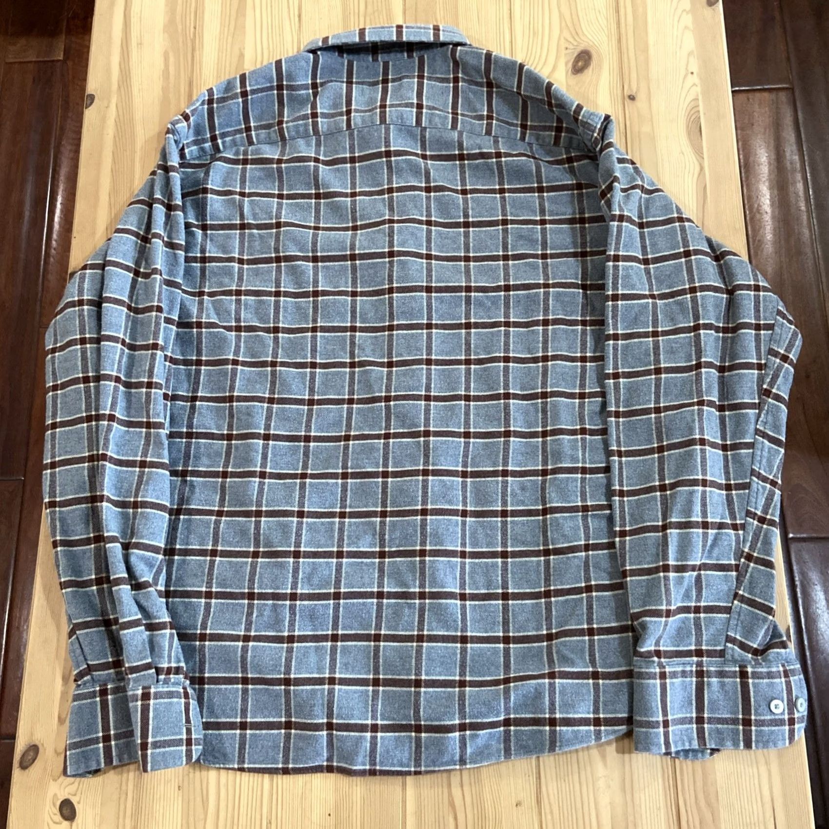 UNTUCKit UNTUCKit Flannel Shirt Mens XL Gray Check Long Sleeve Button Up Cotton Size US XL / EU 56 / 4 - 5 Thumbnail