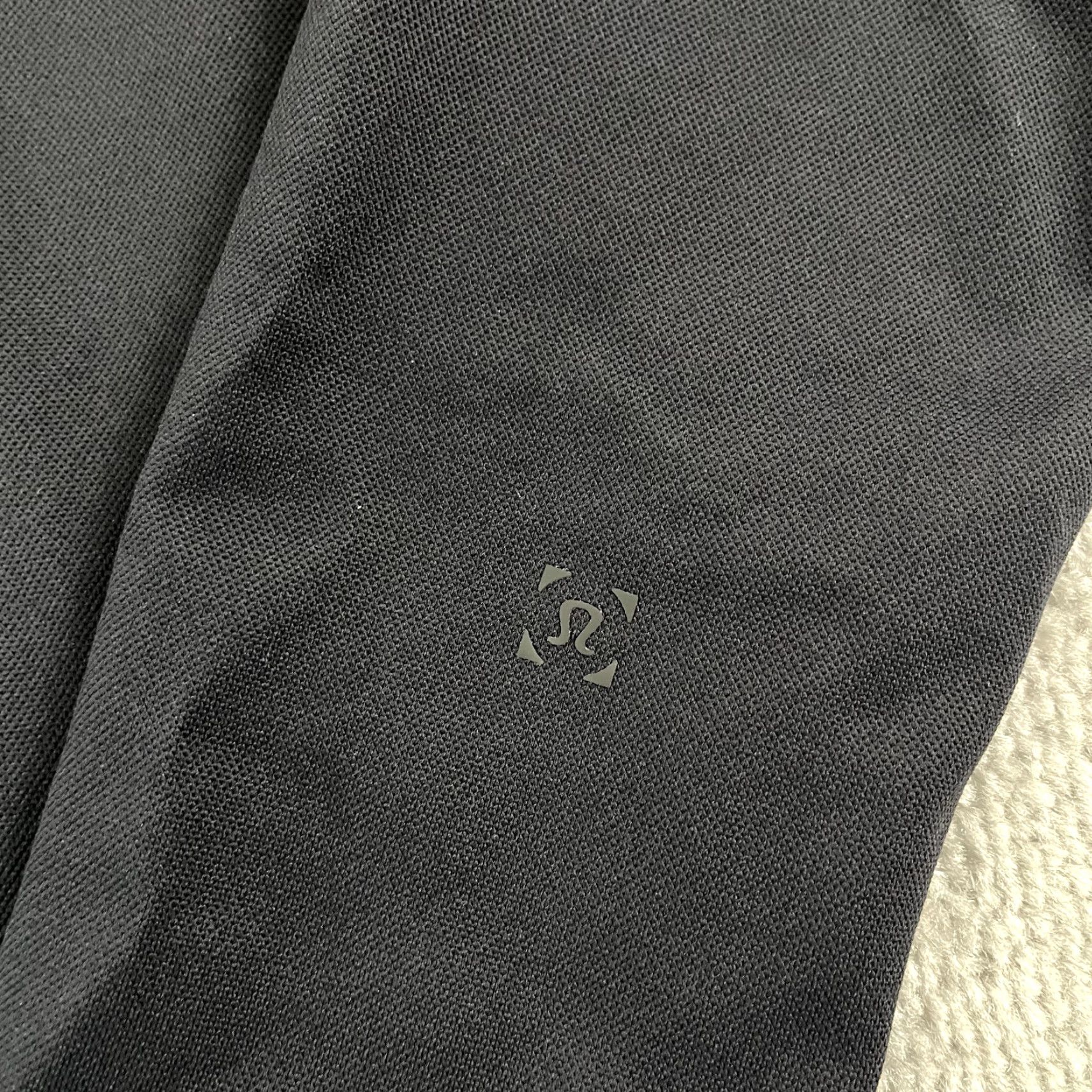 Lululemon LULULEMON Jacket Men M Gray 1/2 Zip Pullover Regular Fit Polyester Breathable Lightweight Golf Preppy Basic Jacket Logo on Left Sleeve Size US M / EU 48-50 / 2 - 3 Thumbnail