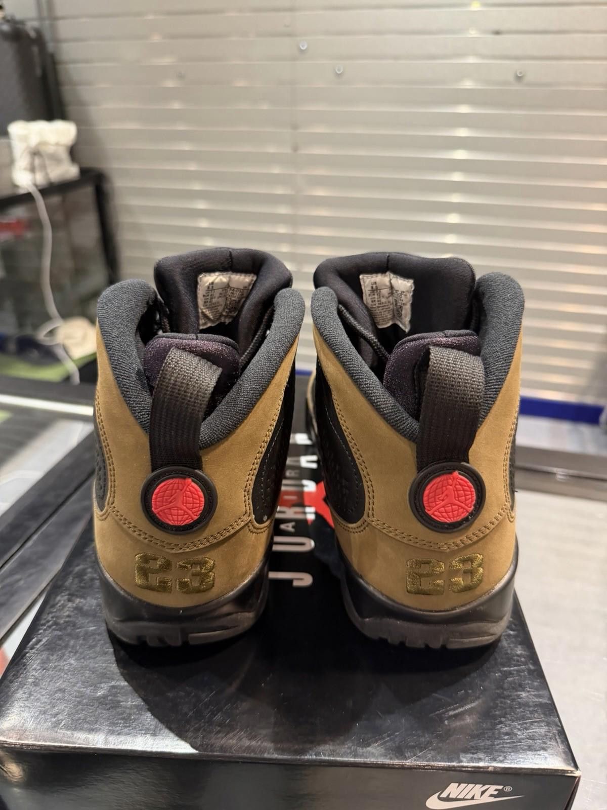 Jordan Brand Size 8.5 - Air Jordan 9 Retro 2024 Olive (HV4794-030) Size US 8.5 / EU 41-42 - 10 Thumbnail
