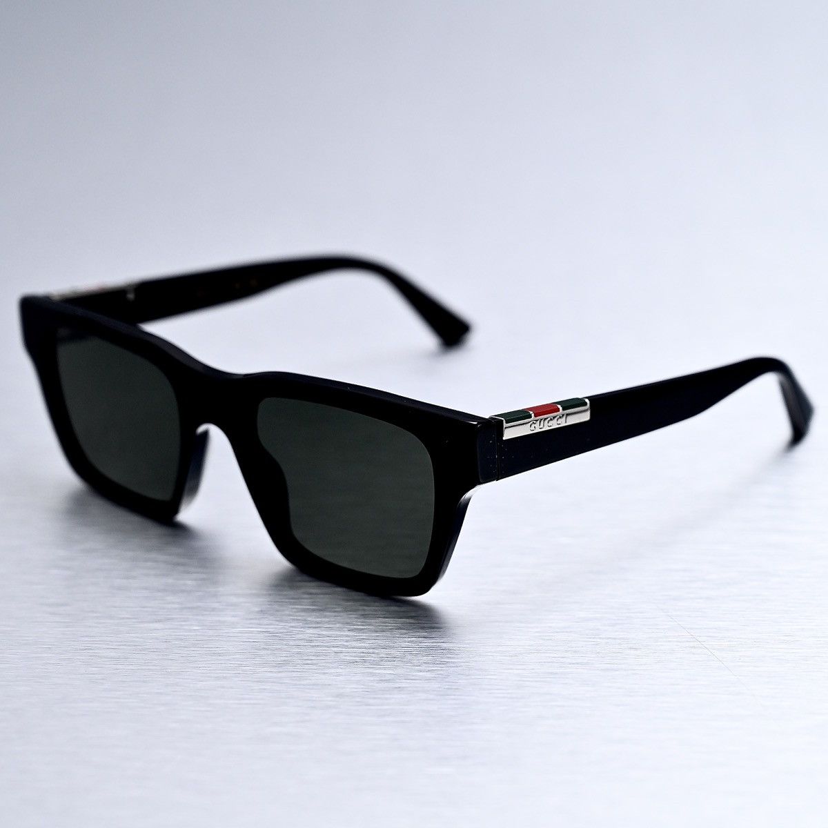 Gucci GUCCI GG1889S 001 SUNGLASSES Size ONE SIZE - 2 Thumbnail