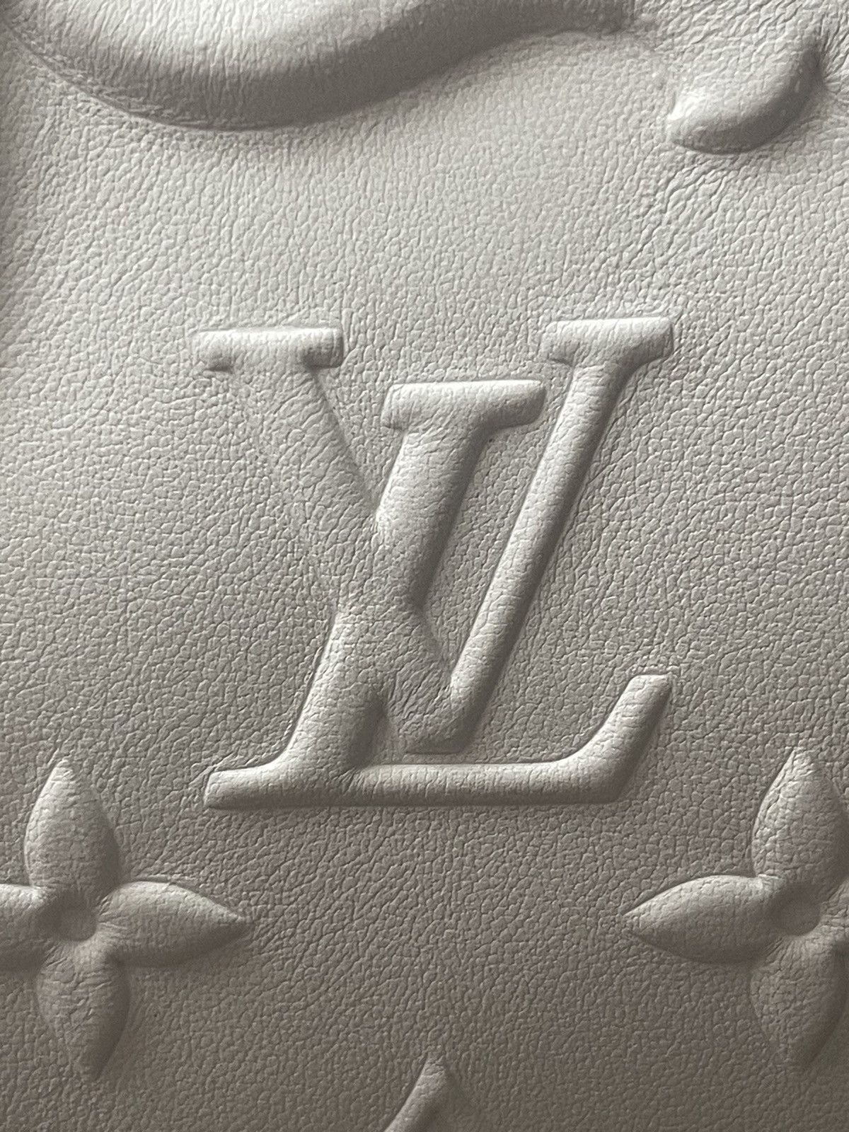 Louis Vuitton × Virgil Abloh KEEPALL VIRGIL ABLOH LOUIS VUITTON Size ONE SIZE - 7 Thumbnail