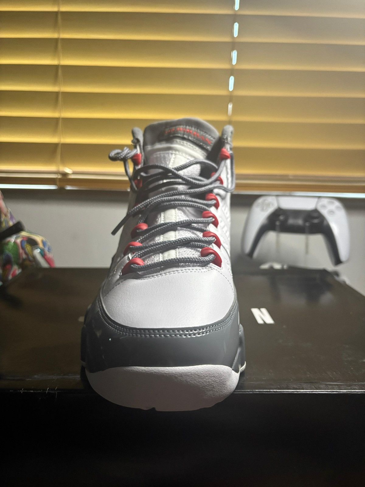 Jordan Brand Nike Air Jordan 9 Retro Size US 11 / EU 44 - 4 Thumbnail