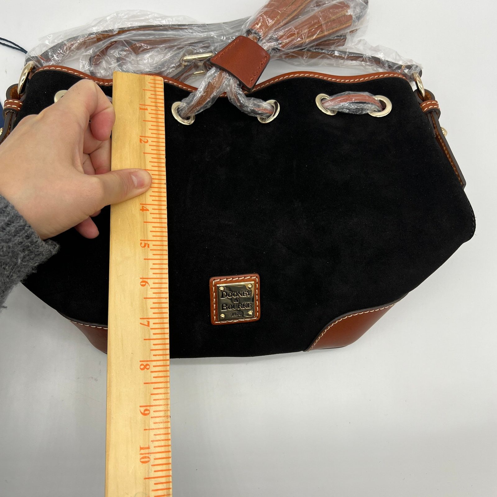 Dooney & Bourke Dooney & Bourke Suede Drawstring Crossbody Bags Black Size ONE SIZE - 4 Thumbnail