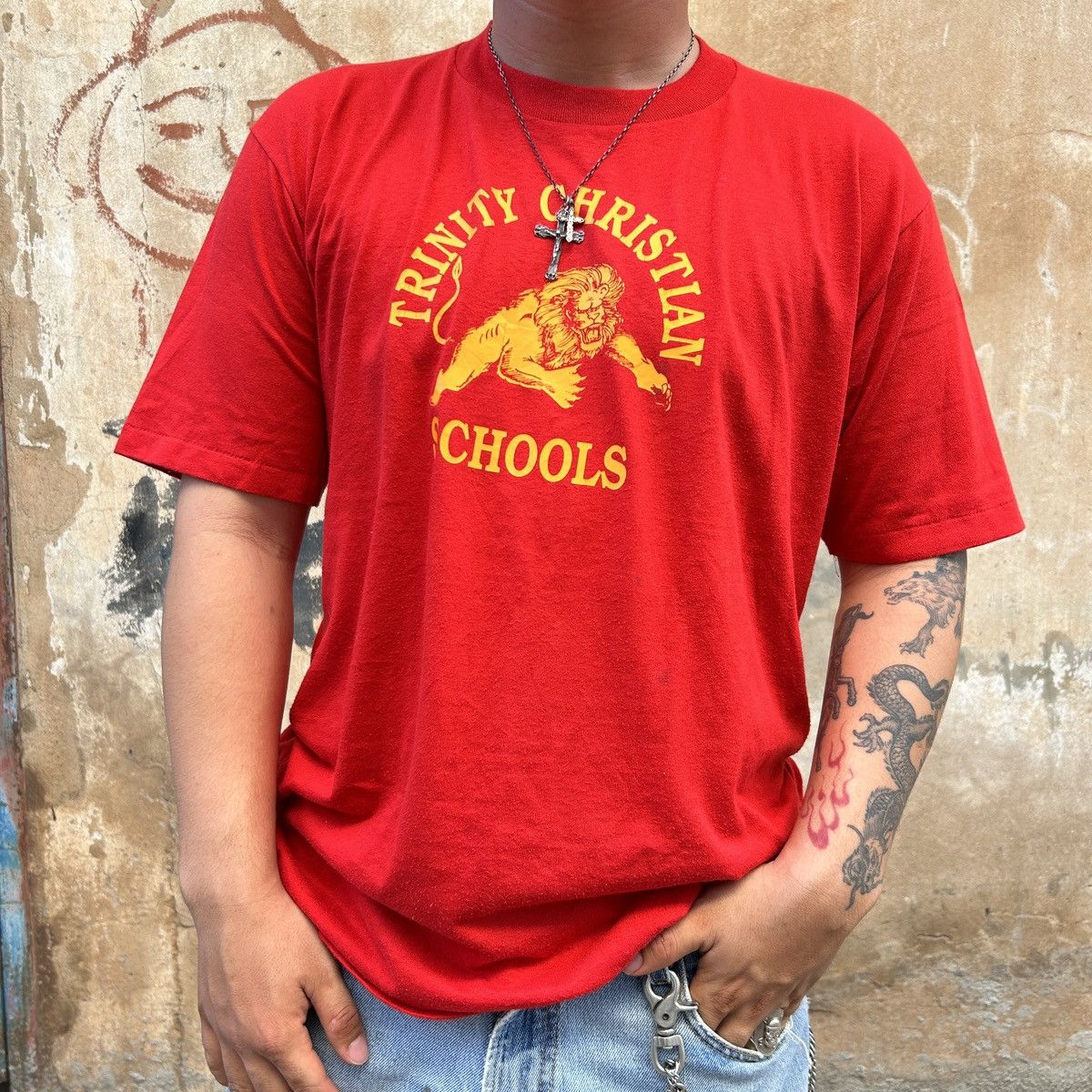 Vintage 1980s Trinity Christian School Varsity Tee Size US L / EU 52-54 / 3 - 5 Thumbnail