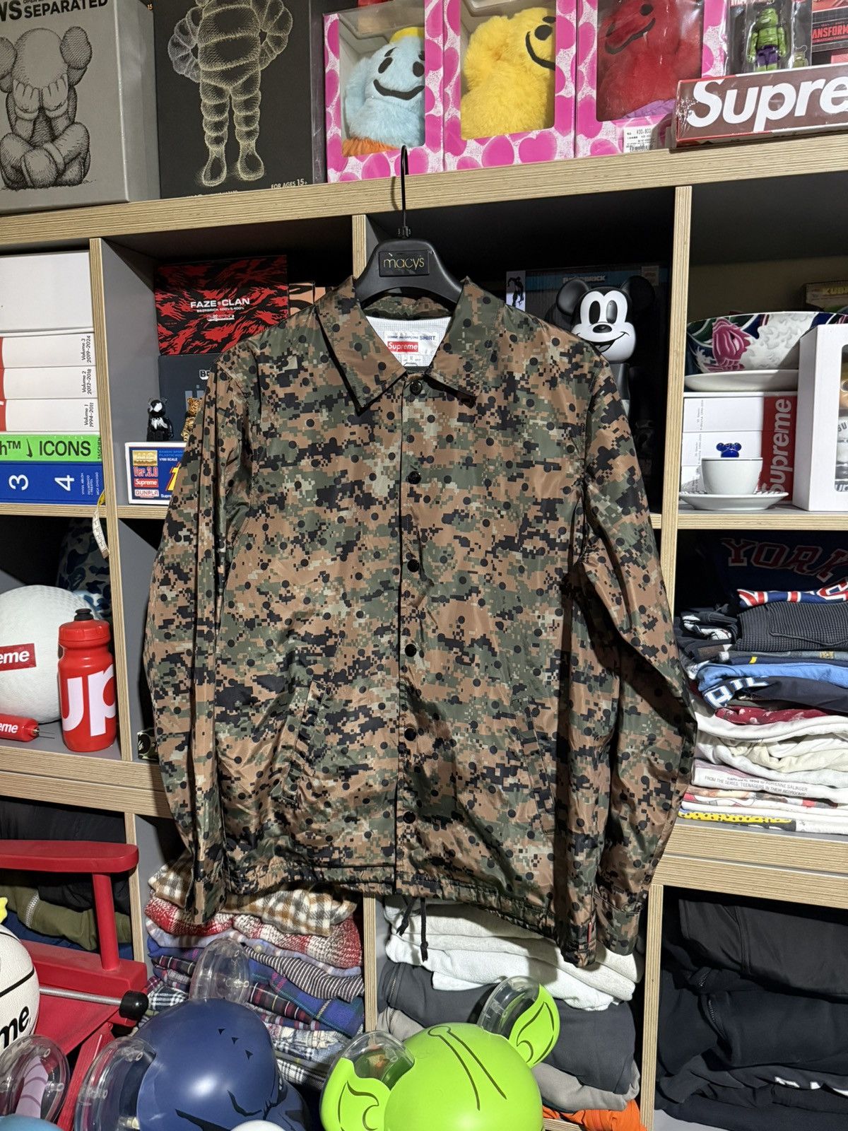 Comme des Garcons SHIRT × Supreme Supreme x CDG SS13 Camo Polka Dot Windbreaker Size US M / EU 48-50 / 2 - 1 Thumbnail