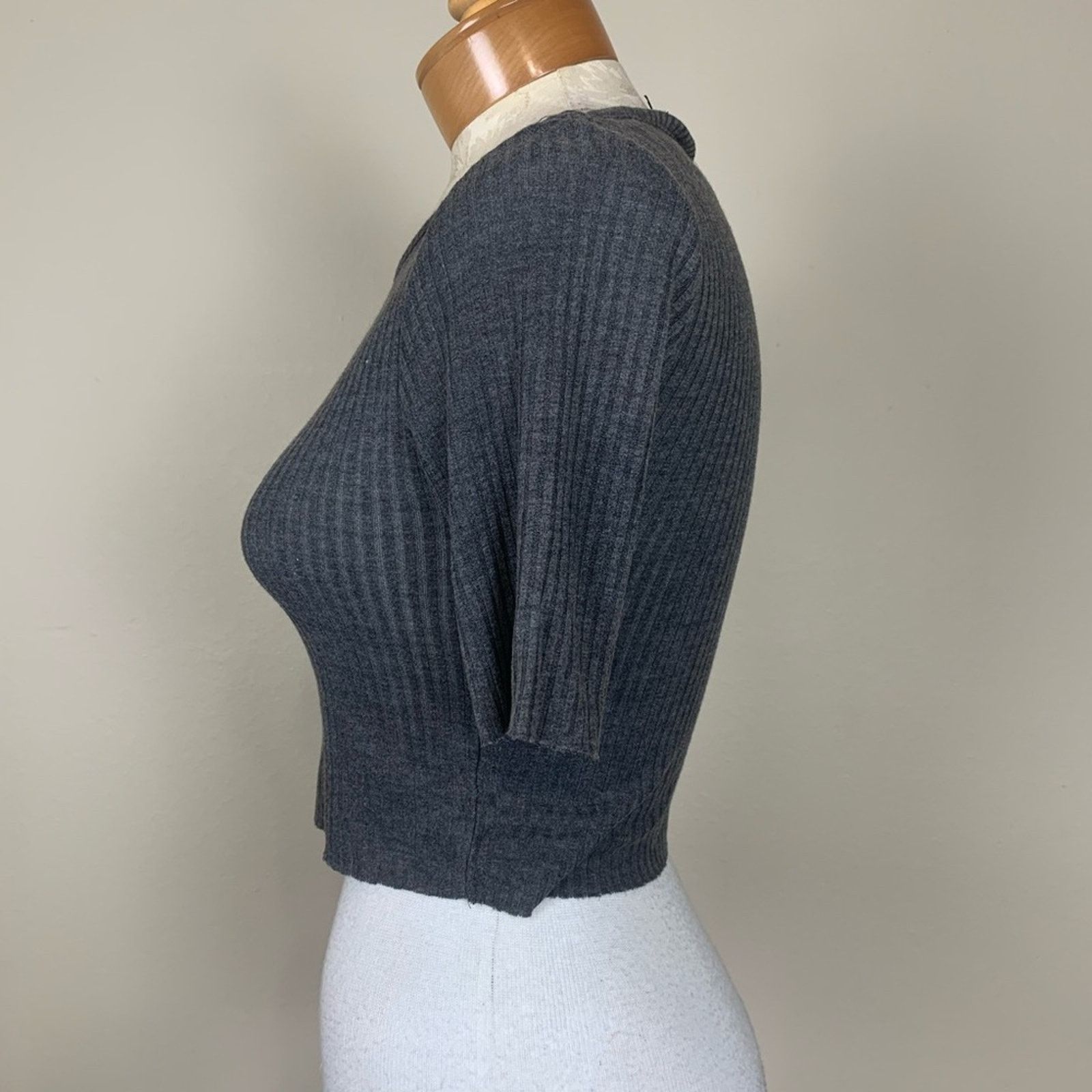 Topshop Topshop Ribbed Short Sleeve Cropped Top Gray 4 Size S / US 4 / IT 40 - 2 Thumbnail
