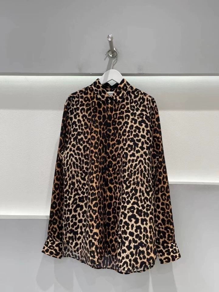 Saint Laurent Paris Saint Laurent Paris Leopard print shirt Size US XXS / EU 40 - 1 Thumbnail