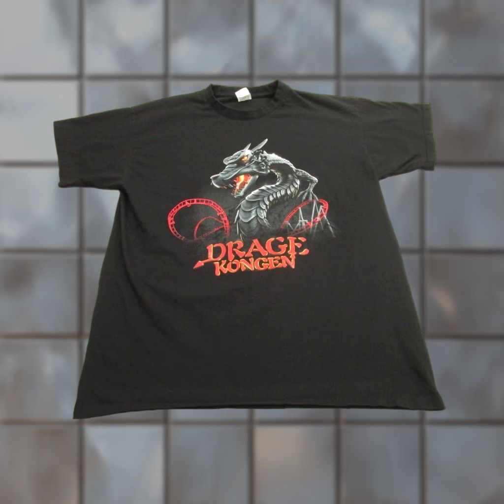Vintage B&C Drage Kongen Shirt Mens XL Black Dragon Graphic Tee Roller Coaster Theme Park Short Sleeve Crew Neck 100% Cotton Size US XL / EU 56 / 4 - 1 Thumbnail