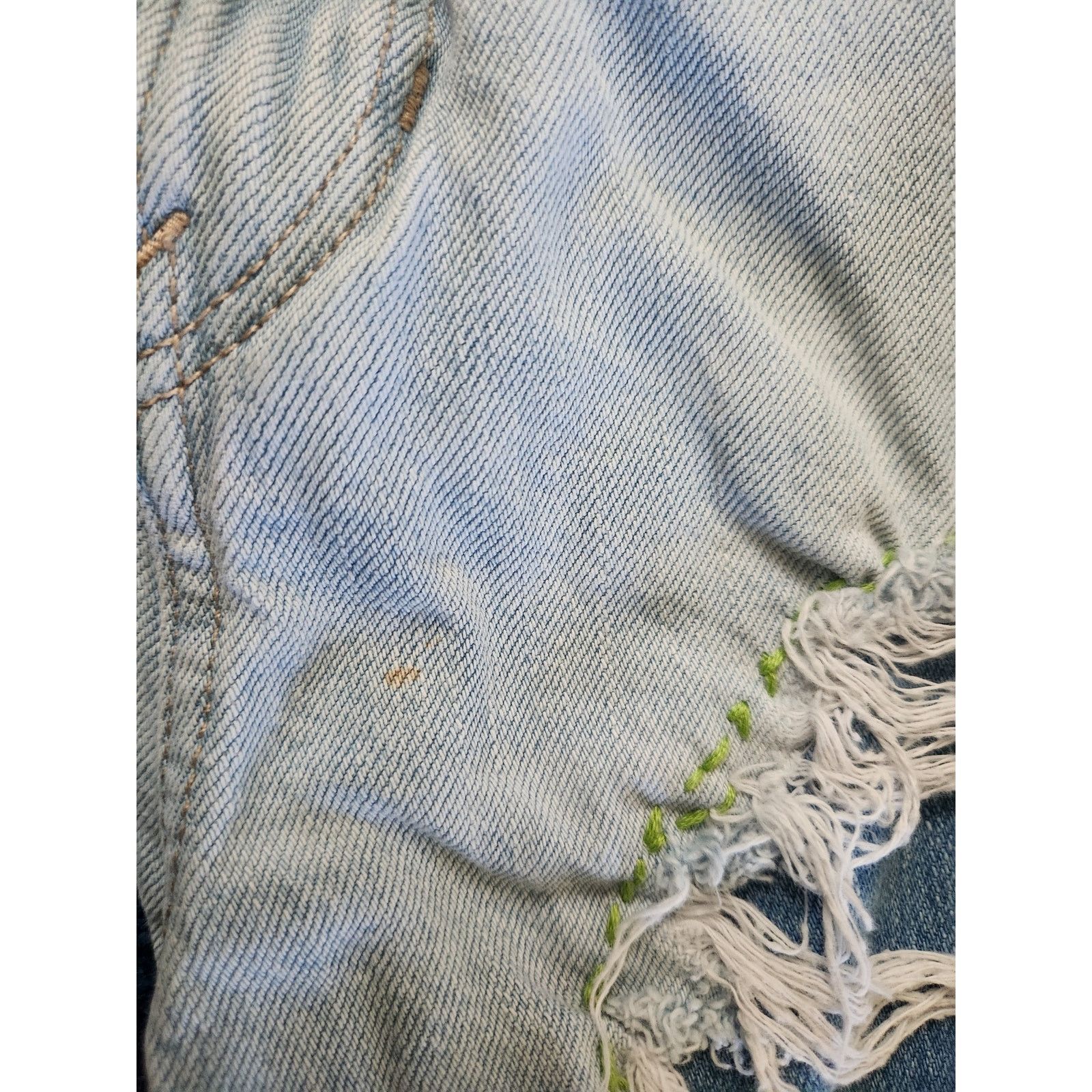 American Eagle Outfitters American Eagle Women's Distressed High Waisted Denim Jeans-6 Size 28" / US 6 / IT 42 - 4 Thumbnail