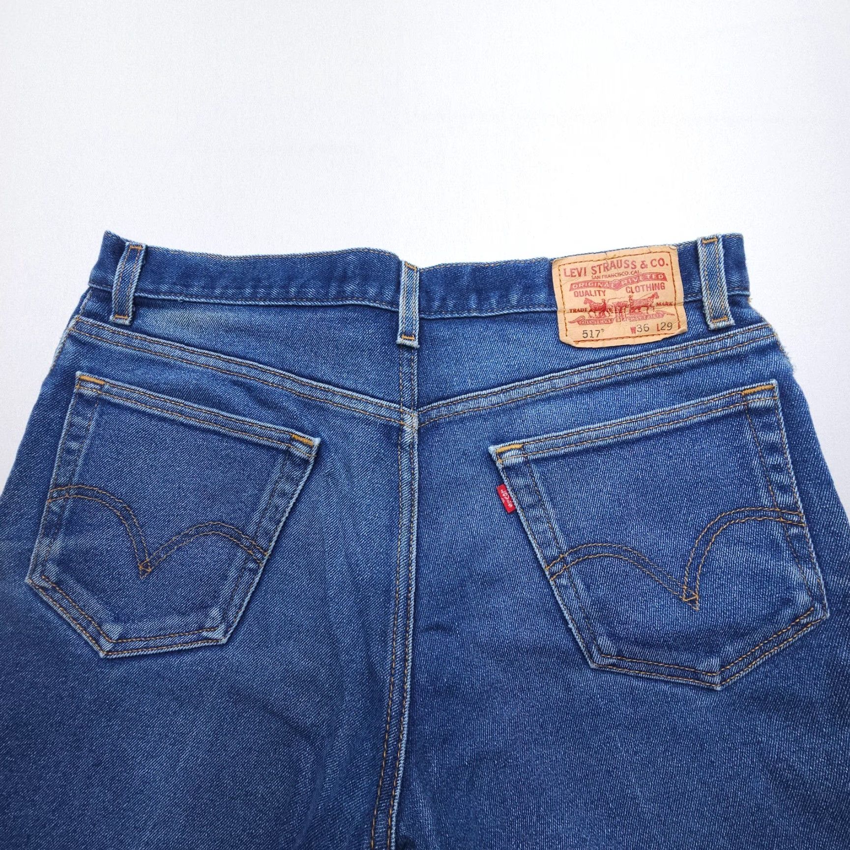 Levi's VINTAGE Levi's 517 Bootcut Jeans Mens 36 Dark Wash 5-Pocket Denim Blue 2000s USA Western Cowboy Jeans Mens Size US 36 / EU 52 - 5 Thumbnail