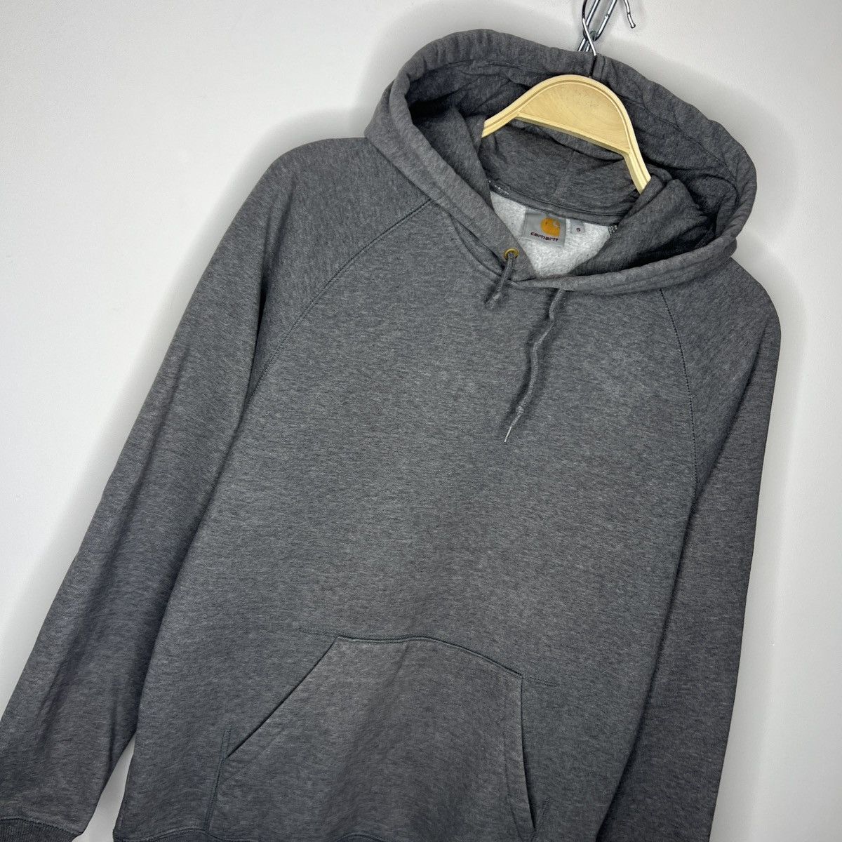 Carhartt × Carhartt Wip Carhartt WiP Grey Hoodie Gold Logo Hooded Chase Sweat Size US S / EU 44-46 / 1 - 3 Thumbnail