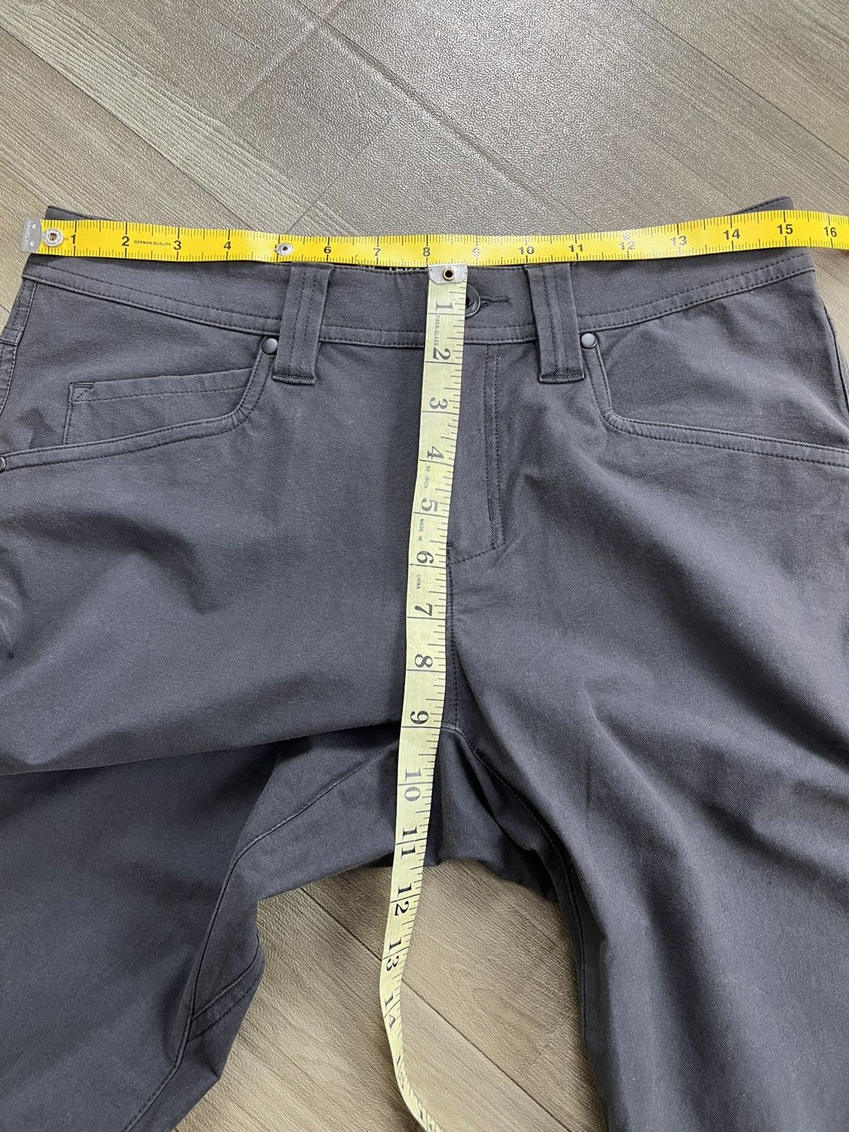 Arc'teryx 2000s Arcteryx Levon Carbon Copy Faded Pants Outdoor Goretex Size US 30 / EU 46 - 16 Thumbnail