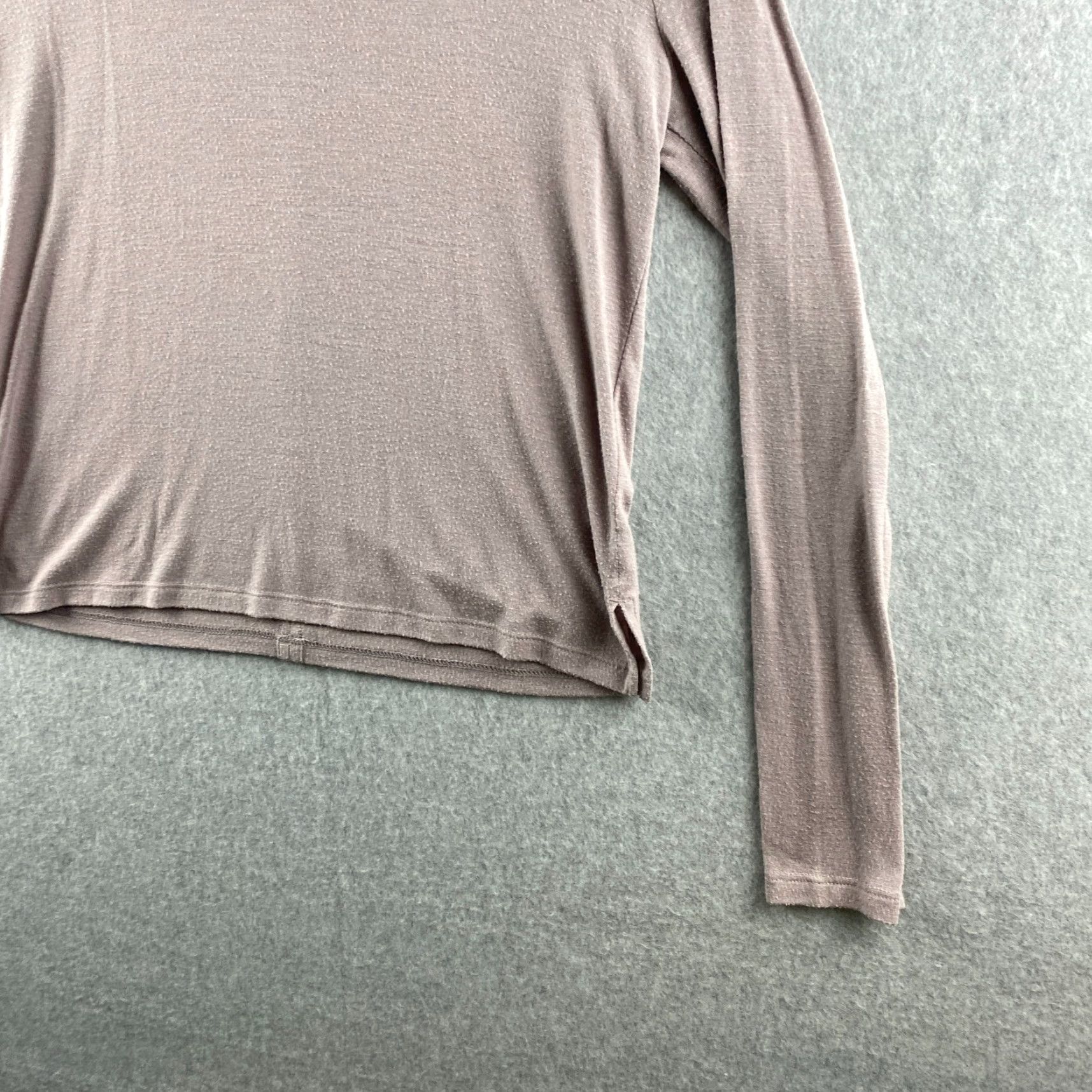 Athleta Athleta Top Womens XS Purple Pullover Round Neck Long Sleeve Lightweight Stretch Blended Shirt Size XS / US 0-2 / IT 36-38 - 6 Thumbnail