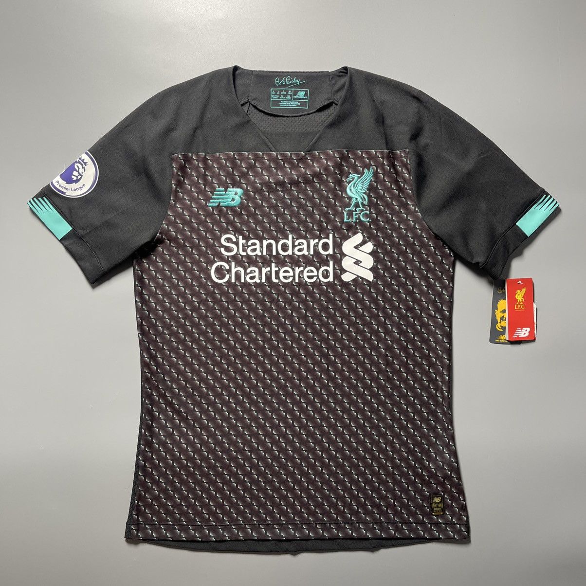 New Balance × Vintage NWT LIVERPOOL NB 2019/2020 FOOTBALL THIRD JERSEY #11 SALAH Size US L / EU 52-54 / 3 - 2 Thumbnail