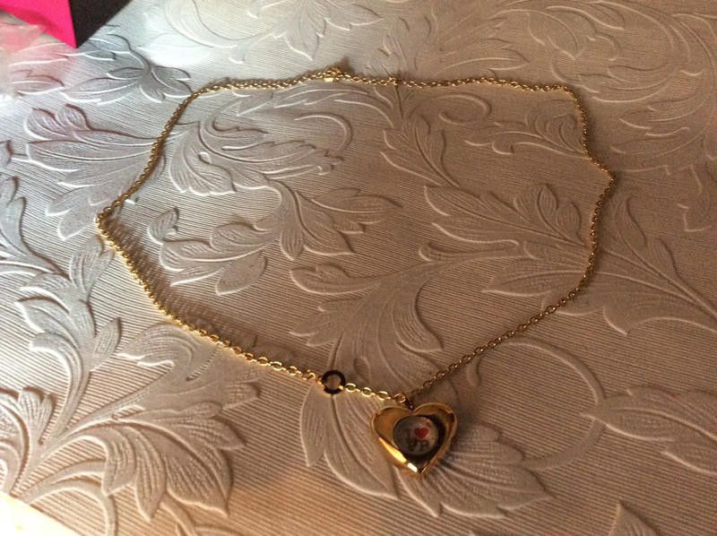Designer Paul's Boutique glod heart watch Size ONE SIZE - 3 Thumbnail