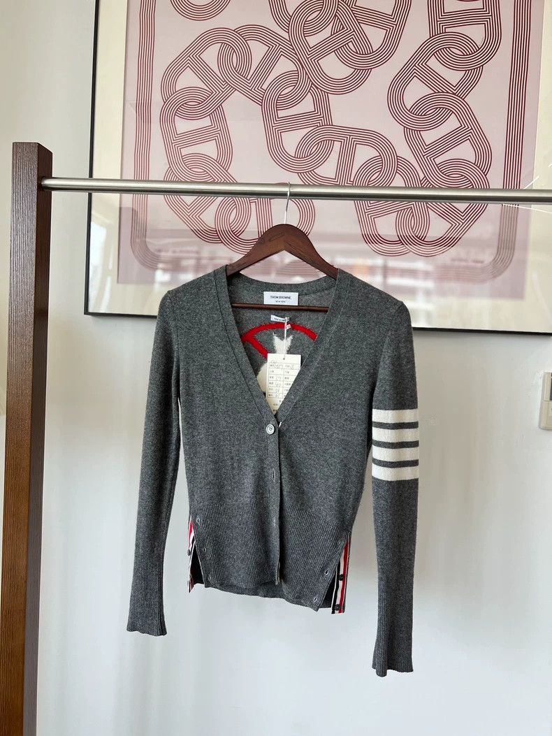 Thom Browne Thom Browne Long sleeve knit cardigan Size XS / US 0-2 / IT 36-38 - 2 Thumbnail