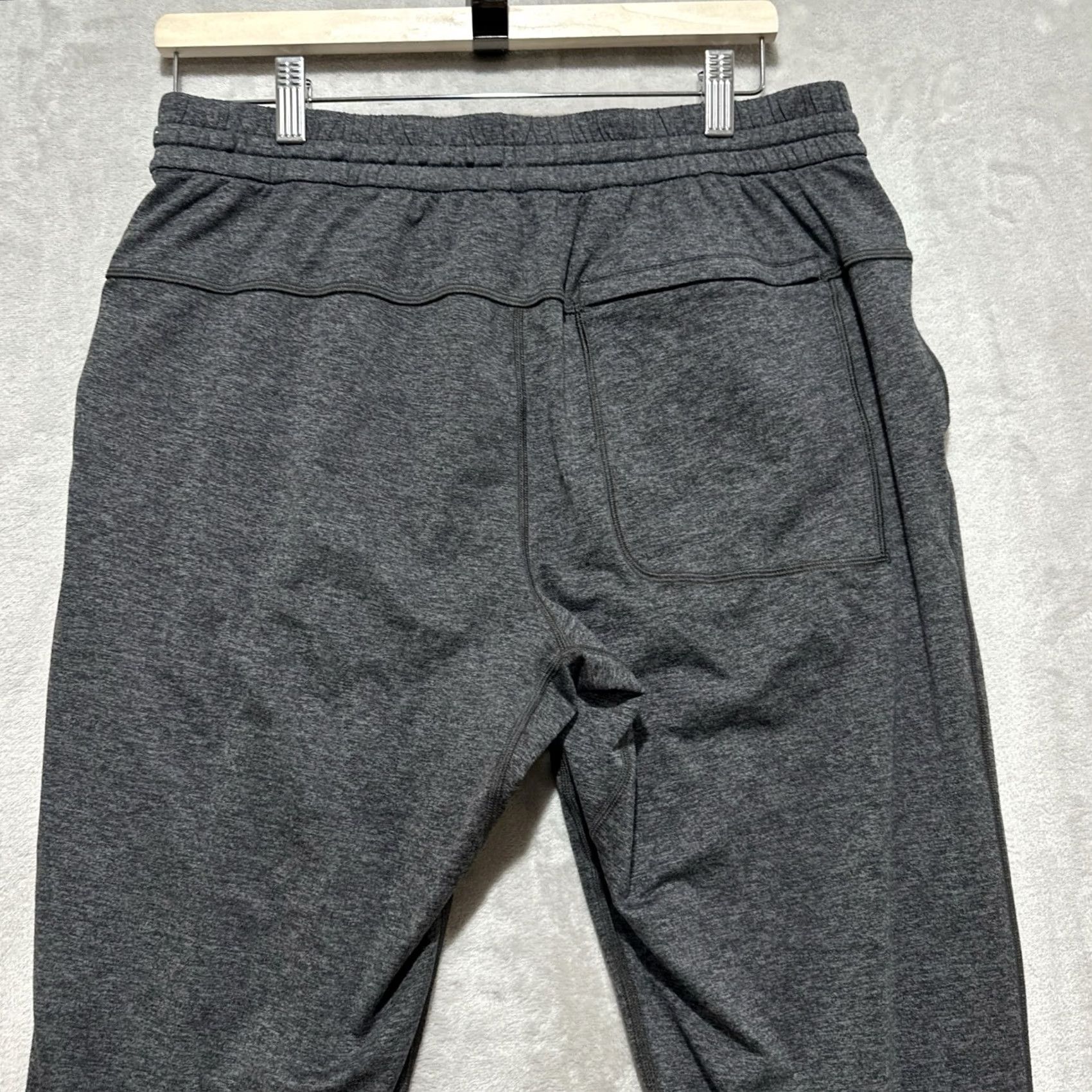 Lululemon Lululemon Surge Jogger Mens L Black Heather Gray Athletic Running Pants Tapered Size US 33 - 4 Thumbnail
