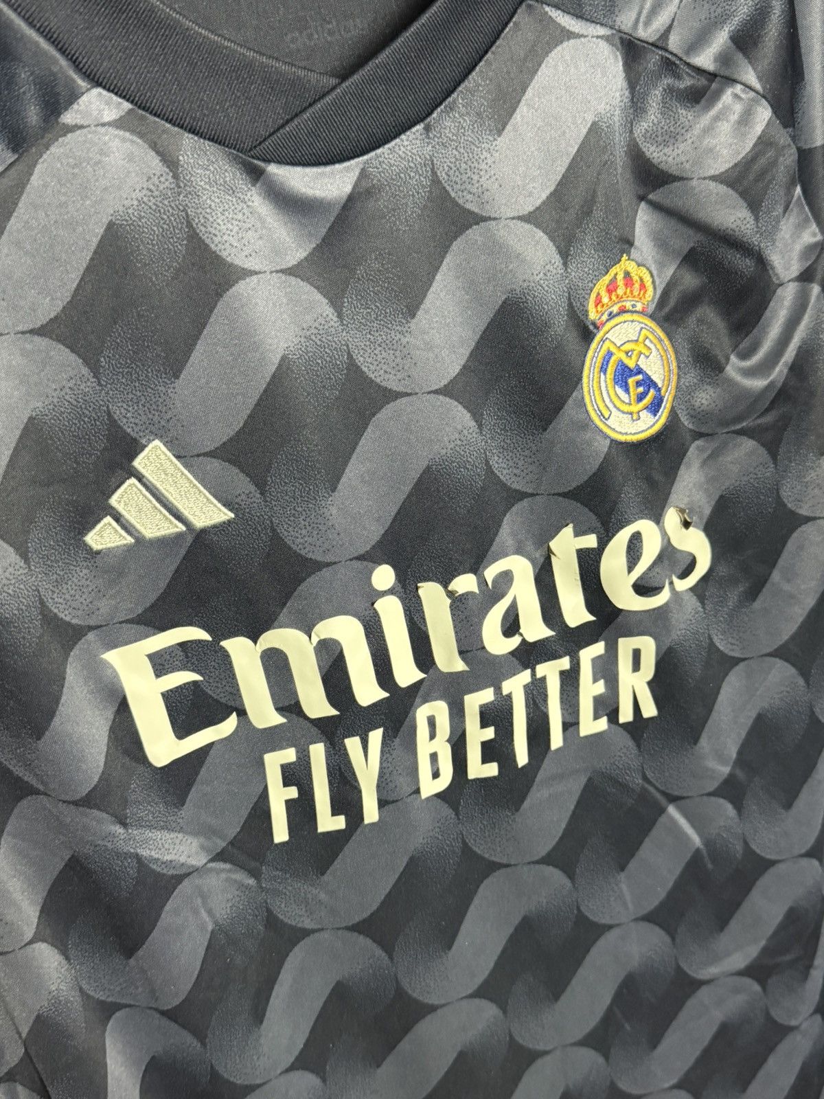 Adidas KIDS Real Madrid 23/24 Away Football Jersey T-Shirt Size US S / EU 44-46 / 1 - 3 Thumbnail