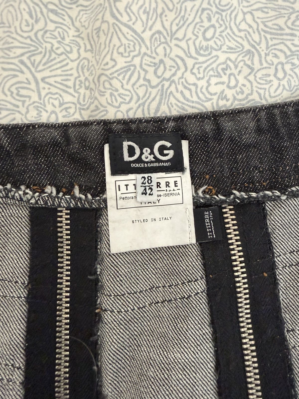 Dolce & Gabbana D&G Black Zipper Denim Mini Skirt Size 30" / US 8 / IT 44 - 5 Thumbnail