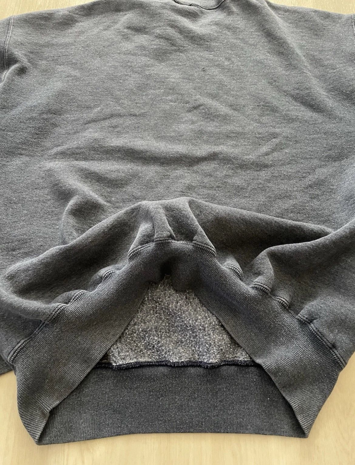 Russell Athletic Vintage 90s Russell Athletic Spellout Crewneck Sweater sz M Size US M / EU 48-50 / 2 - 6 Thumbnail