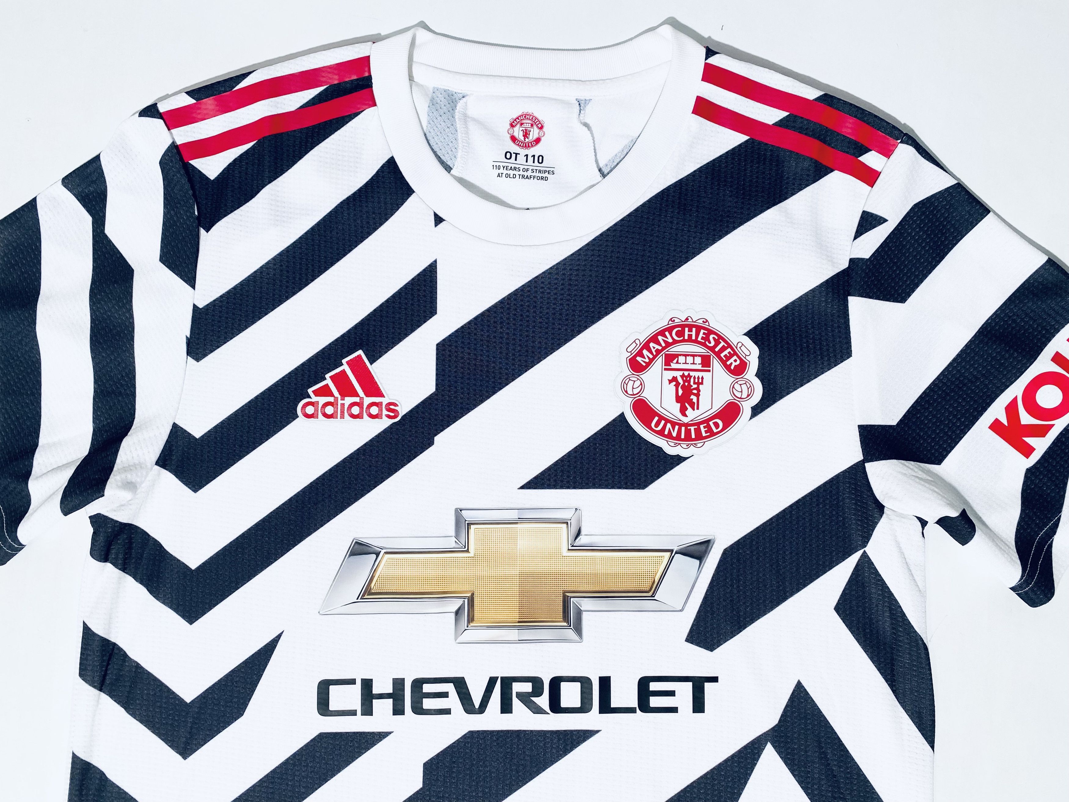 Adidas Manchester United 3rd Authentic 2020 2021 / Zebra / Third Size US S / EU 44-46 / 1 - 4 Thumbnail