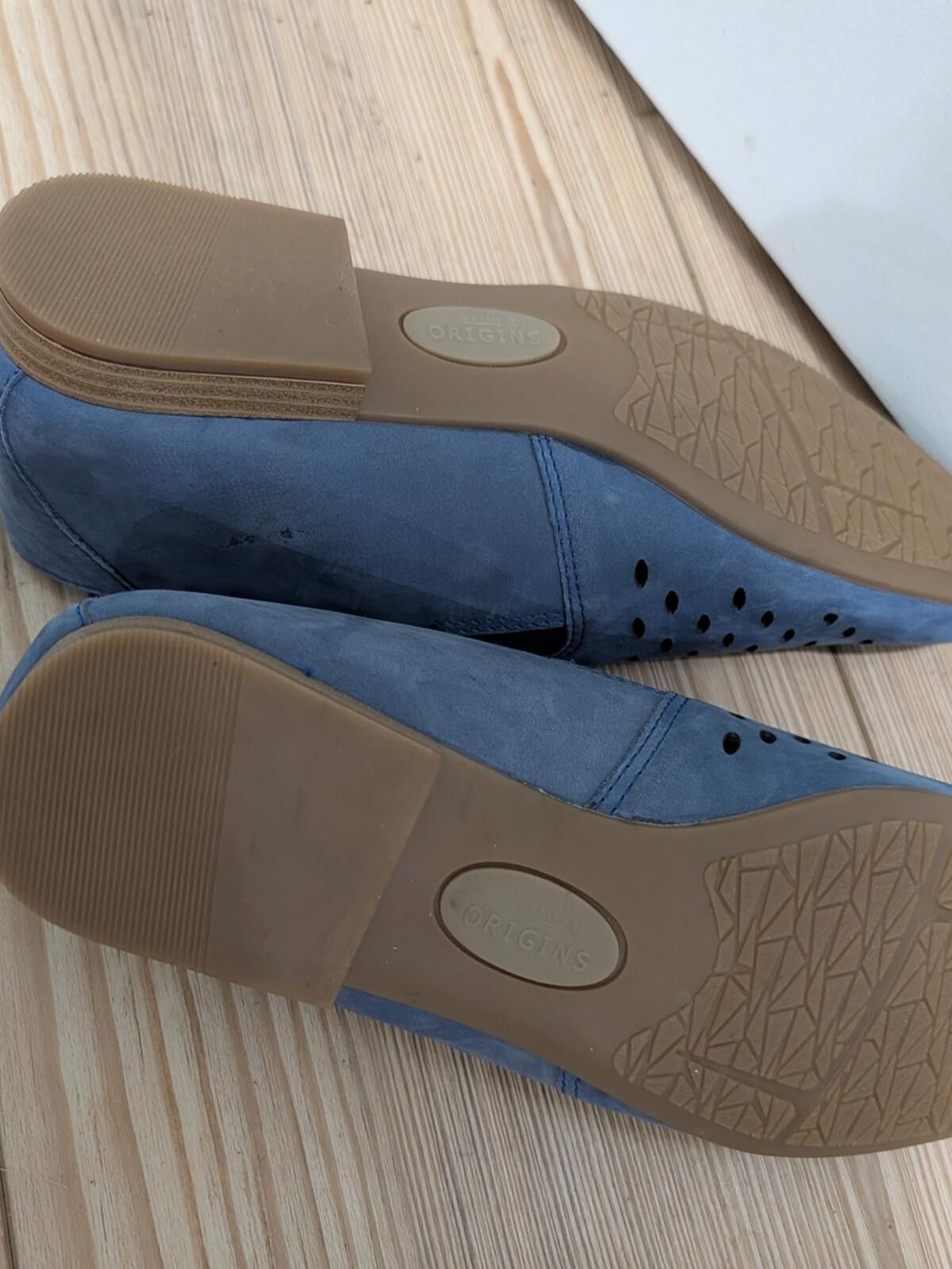 Other Earth Origins Women’s Perforated Blue Suede Slip-On Loafers Size US 10 / IT 40 - 3 Thumbnail