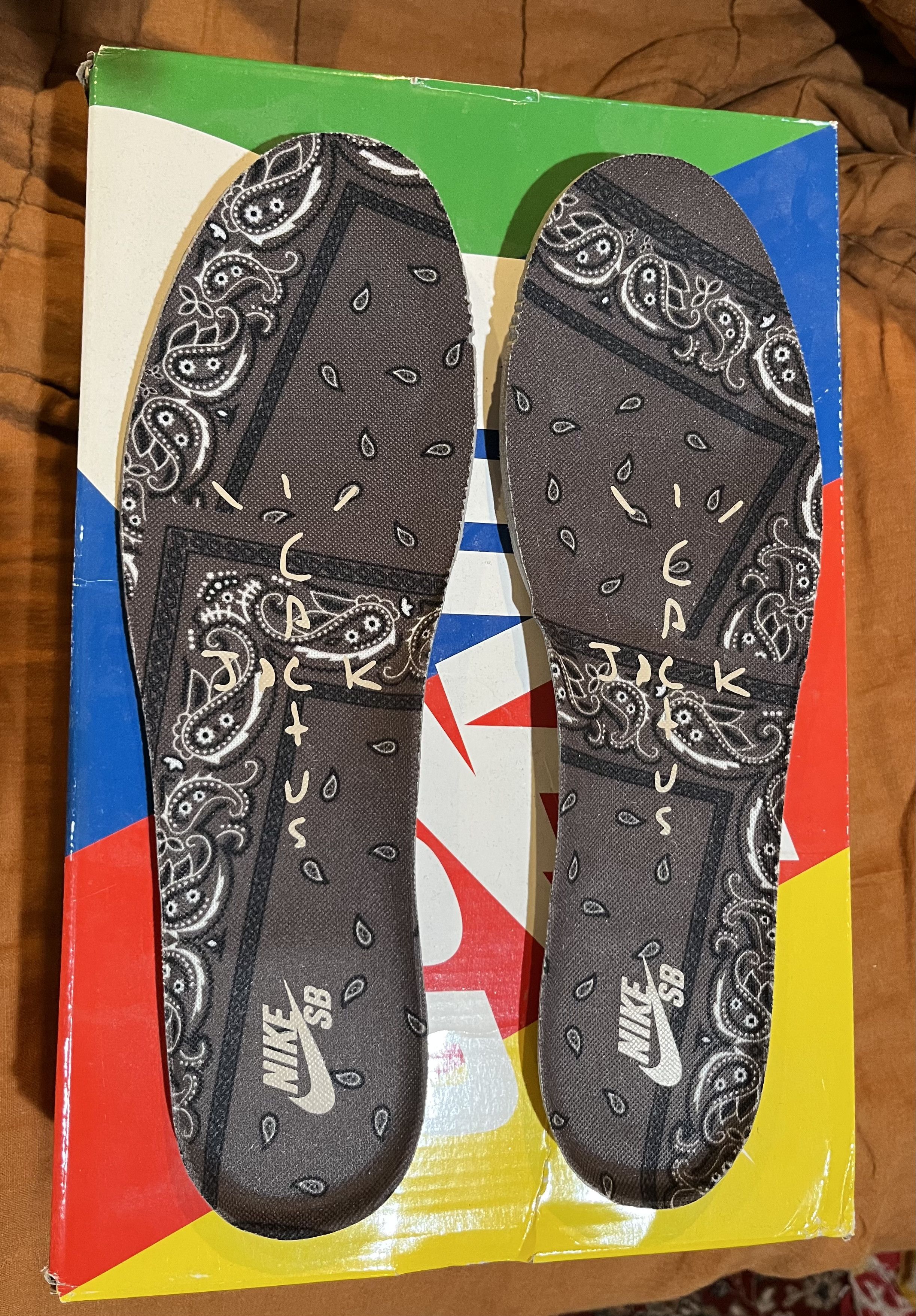 Nike × Travis Scott Travis Scott x Nike SB Dunk Low "Cactus Jack" Size US 13 / EU 46 - 8 Thumbnail