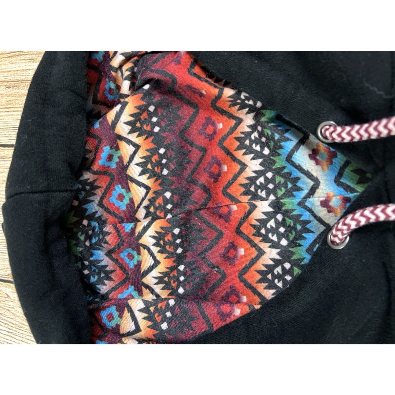 Vintage VINTAGE Hooey Women's Pullover Hoodie Sweatshirt Black Aztec Texas Size Medium Size M / US 6-8 / IT 42-44 - 7 Thumbnail