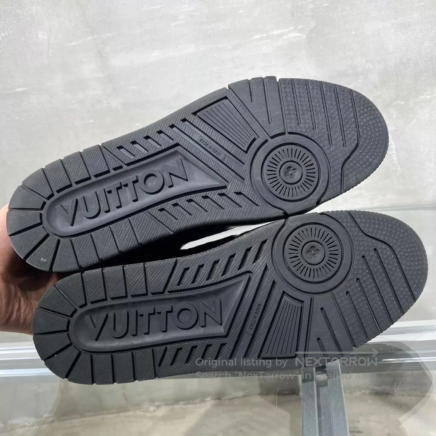Louis Vuitton Black Low-Top Leather Sneakers Size 9. Size US 9 / EU 42 - 7 Thumbnail