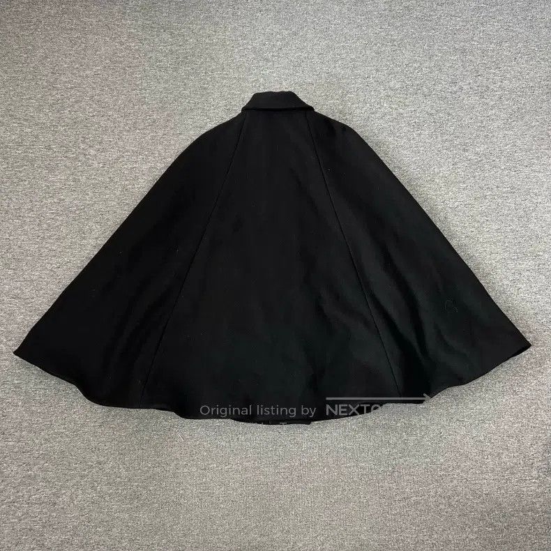 Versace Versace Main line leather wool cape Size L / US 10 / IT 46 - 2 Thumbnail