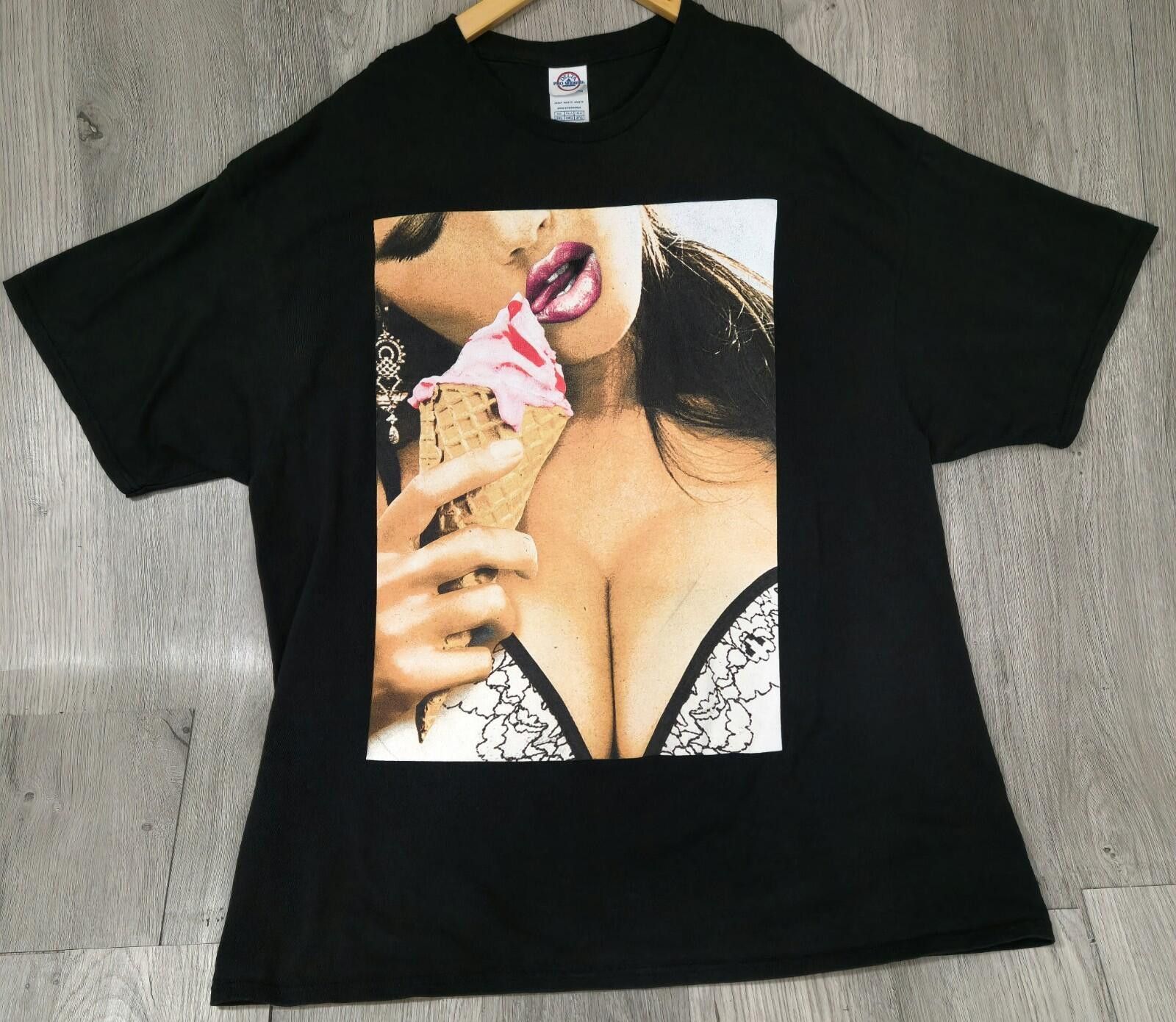 Delta Sexy Girl Lingerie Cleavage Mega Print Big Face 2xl Shirt#12 Size US XXL / EU 58 / 5 - 1 Thumbnail