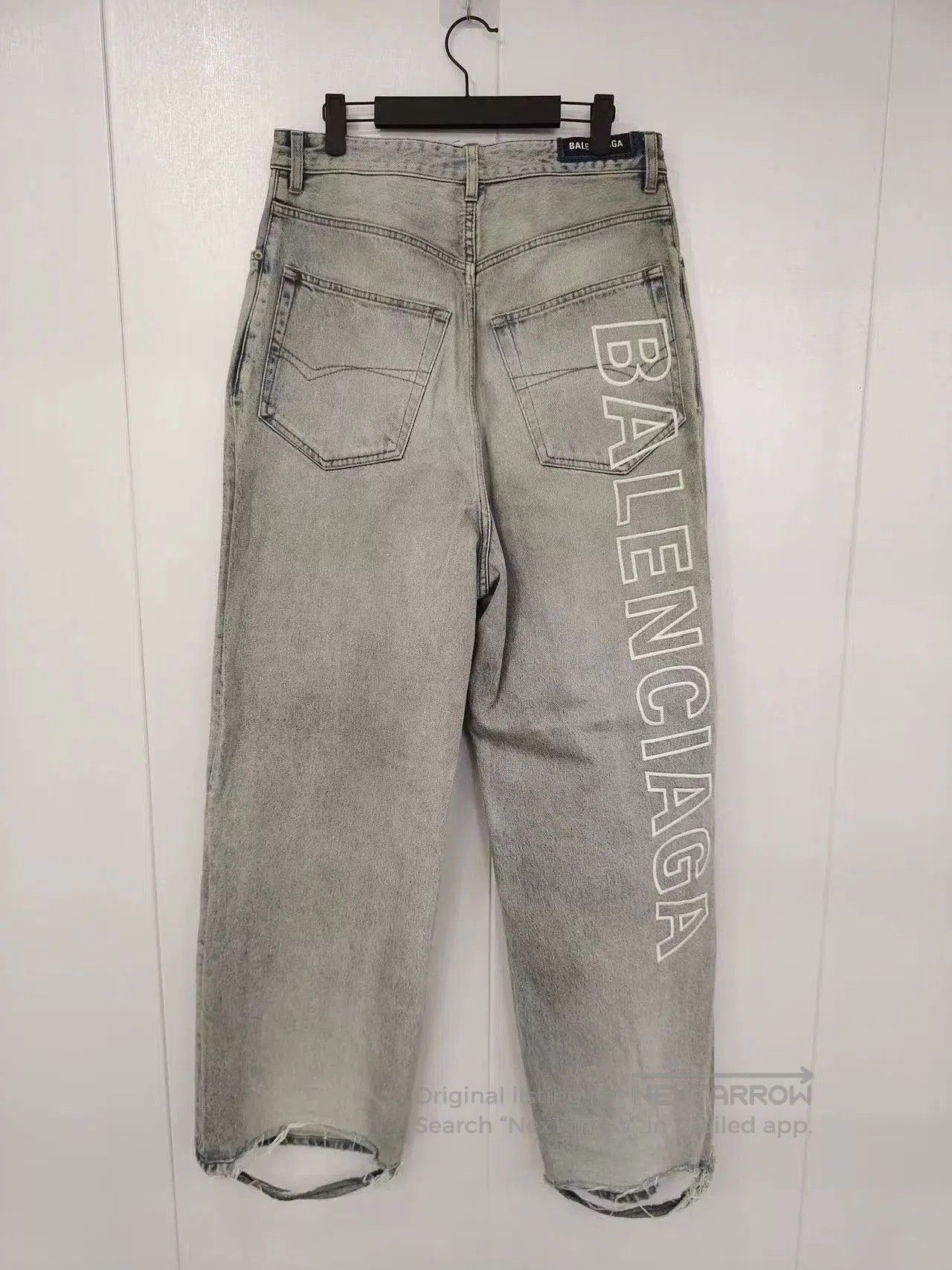 Balenciaga Balenciaga Logo Embroidered Distressed Jeans. Size US 26 / EU 42 - 2 Thumbnail
