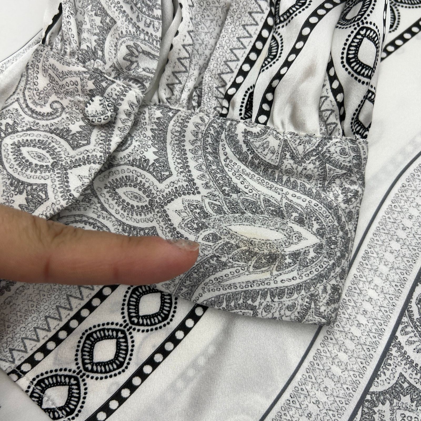 INTERMIX Intermix Silk Printed Top Blouse Paisley Stripes Black White Size M / US 6-8 / IT 42-44 - 7 Thumbnail